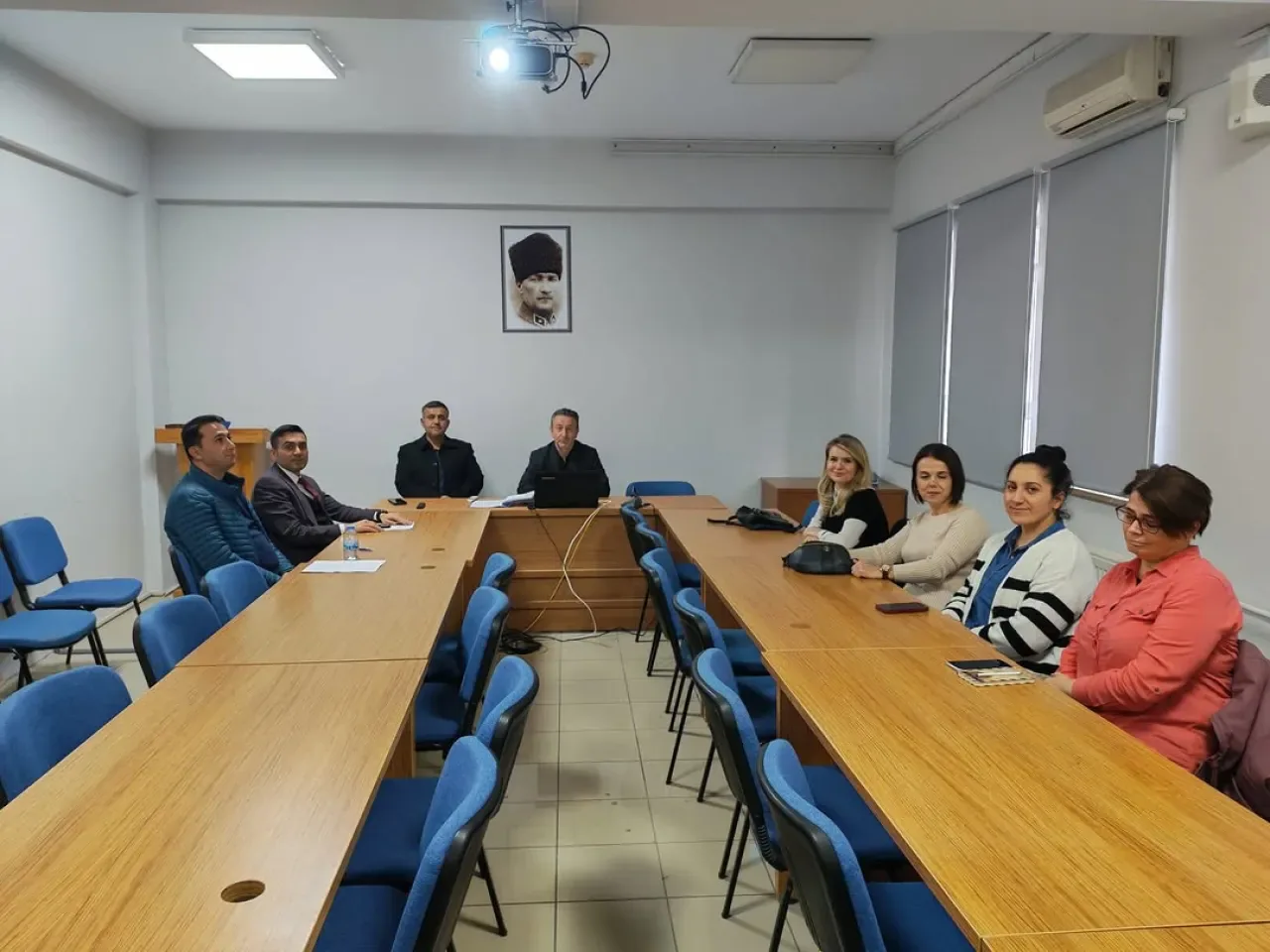 Bursa Orhangazi'de Türkiye Yüzyılı Maarif Modeli Çalıştayı Düzenlendi Bursa Orhangazi'de Türkiye Yüzyılı Maarif Modeli Çalıştayı Düzenlendi