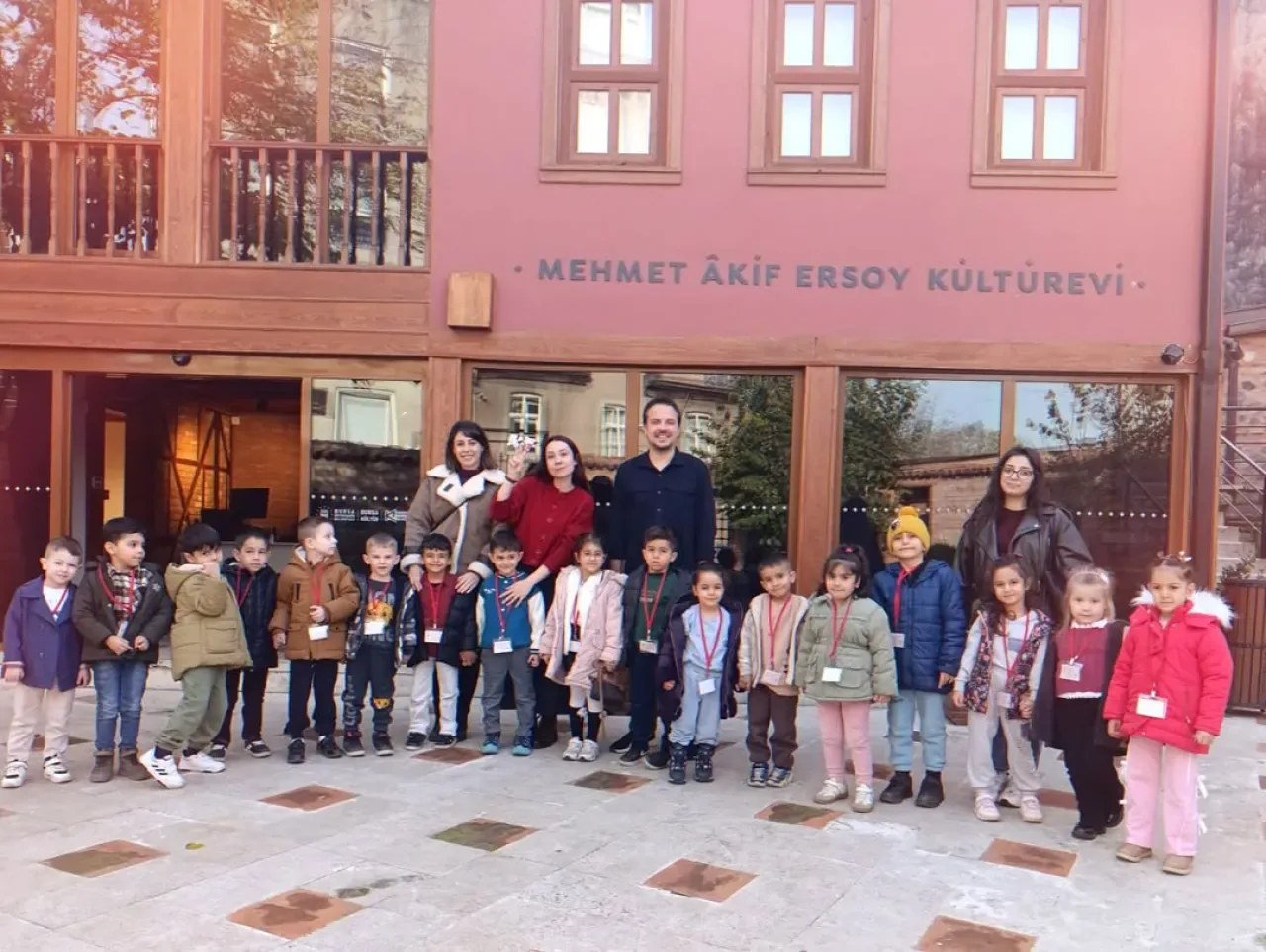 Bursa'da Anaokulu Öğrencileri Seslerin Büyülü Dünyasını Keşfetti Bursa'da Anaokulu Öğrencileri Seslerin Büyülü Dünyasını Keşfetti