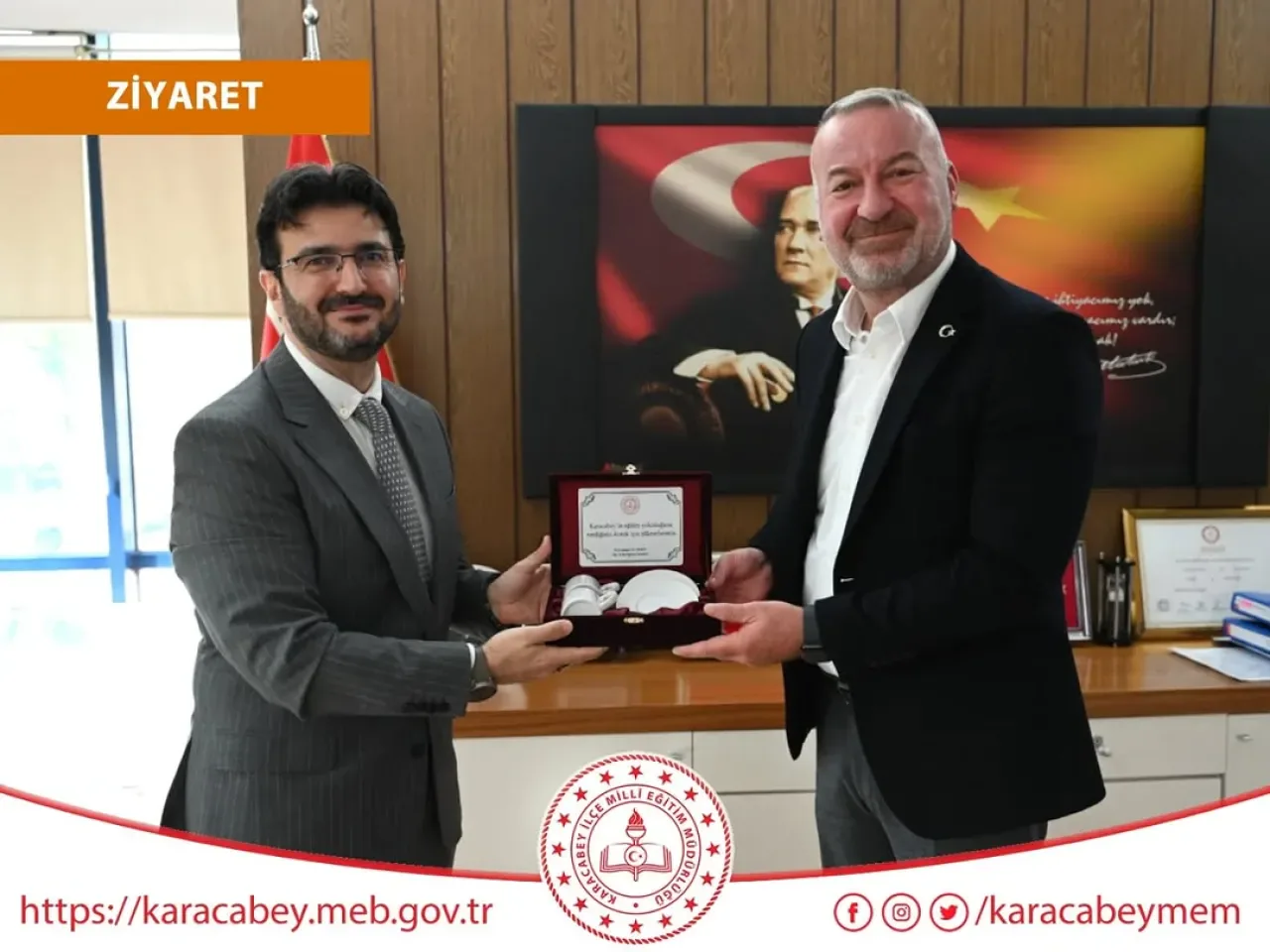 Bursa Karacabey'de Eğitim İstişaresi: İlçe Milli Eğitim Müdürü Belediye Başkanını Ziyaret Etti Bursa Karacabey'de Eğitim İstişaresi: İlçe Milli Eğitim Müdürü Belediye Başkanını Ziyaret Etti