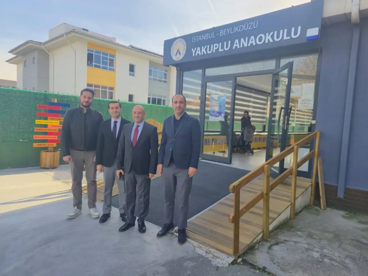Beylikdüzü'nde Anaokulu Ziyareti: Eğitimde Erken Çocukluk Dönemi Vurgusu Beylikdüzü'nde Anaokulu Ziyareti: Eğitimde Erken Çocukluk Dönemi Vurgusu