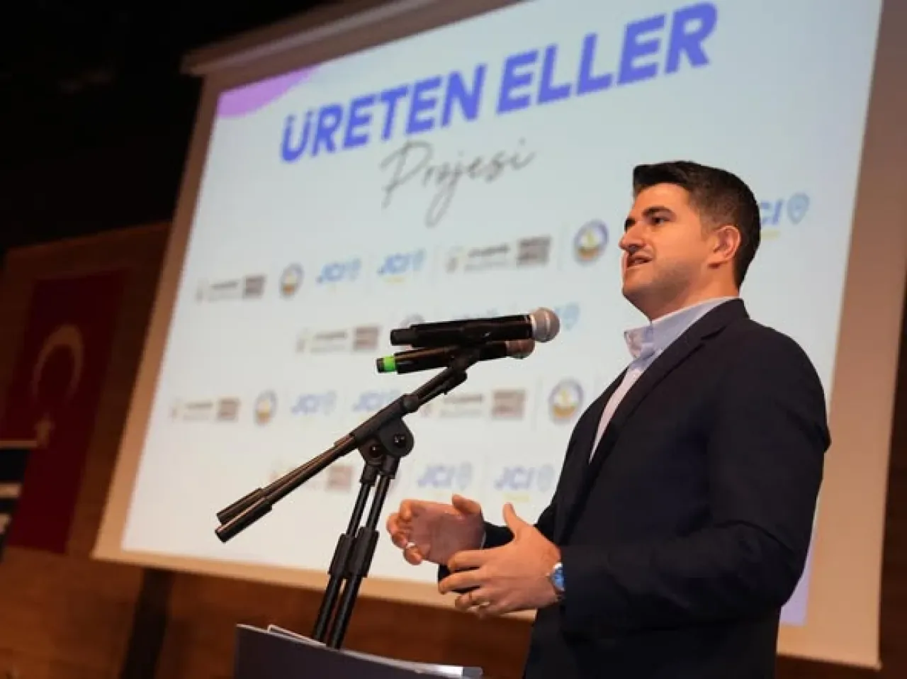 Ataşehir'de Kadın Girişimcilik Eğitimi Sona Erdi Ataşehir'de Kadın Girişimcilik Eğitimi Sona Erdi