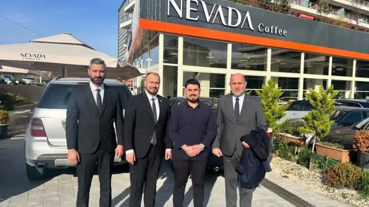 MHP Başakşehir'den Esnaf Ziyareti: "Derdin Derdimizdir" Projesi Kapsamında Bahçeşehir'de Saha Çalışması MHP Başakşehir'den Esnaf Ziyareti: "Derdin Derdimizdir" Projesi Kapsamında Bahçeşehir'de Saha Çalışması