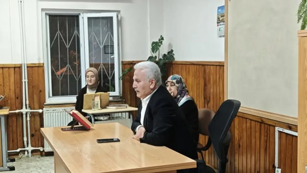 Antalya İl Müftüsü Aydın Yığman, Hafızlık Öğrencileriyle Buluştu Antalya İl Müftüsü Aydın Yığman, Hafızlık Öğrencileriyle Buluştu