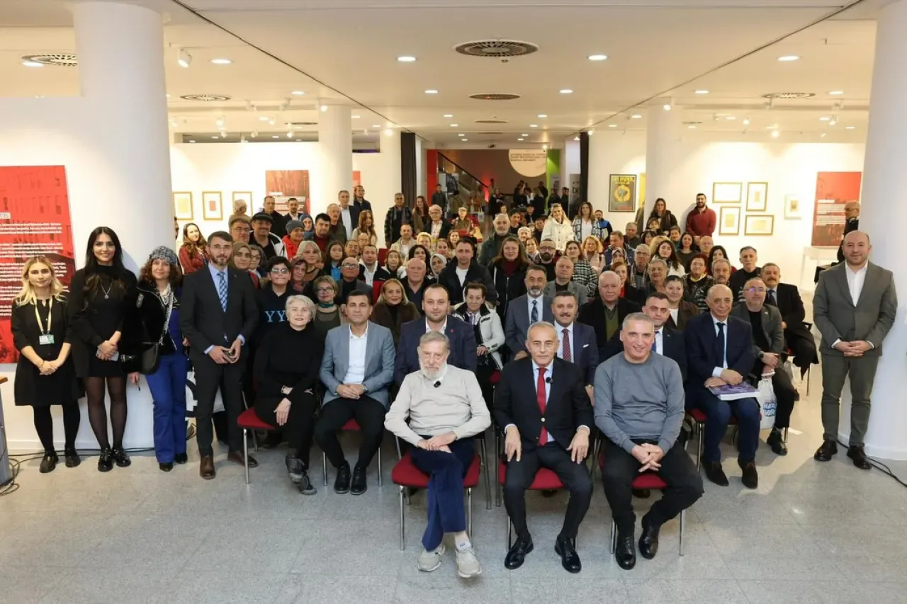 Küçükçekmece Belediye Başkanı Kemal Çebi, Oyuncu Ahmet Mekin'i Ağırladı Küçükçekmece Belediye Başkanı Kemal Çebi, Oyuncu Ahmet Mekin'i Ağırladı