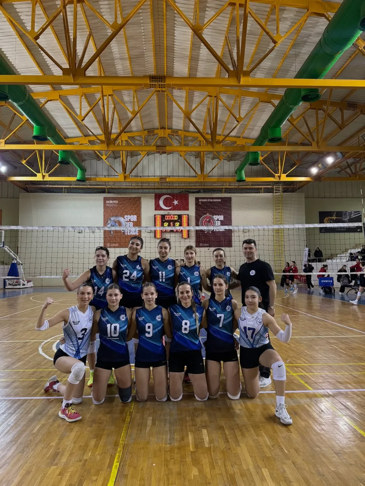 Küçükçekmece Voleybol Kulübü, Çatalca Belediye Spor'u Deplasmanda Mağlup Etti Küçükçekmece Voleybol Kulübü, Çatalca Belediye Spor'u Deplasmanda Mağlup Etti
