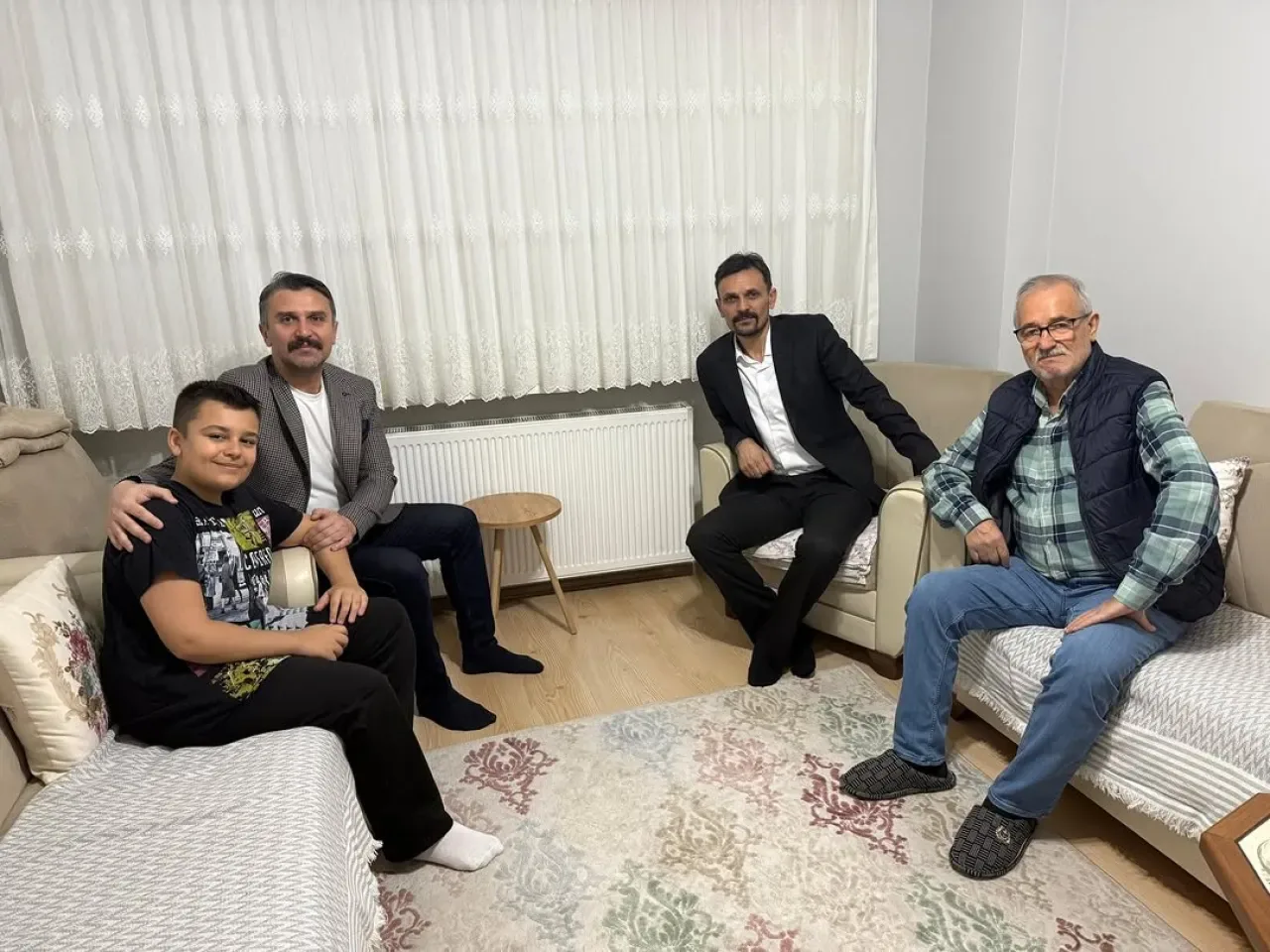 MHP Gaziosmanpaşa İlçe Teşkilatından Mahalle Ziyareti MHP Gaziosmanpaşa İlçe Teşkilatından Mahalle Ziyareti