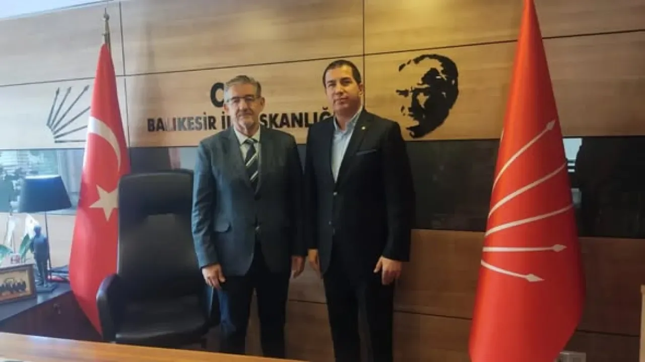 ADD Balıkesir Şubesi, CHP İl Başkanlığını Ziyaret Etti ADD Balıkesir Şubesi, CHP İl Başkanlığını Ziyaret Etti
