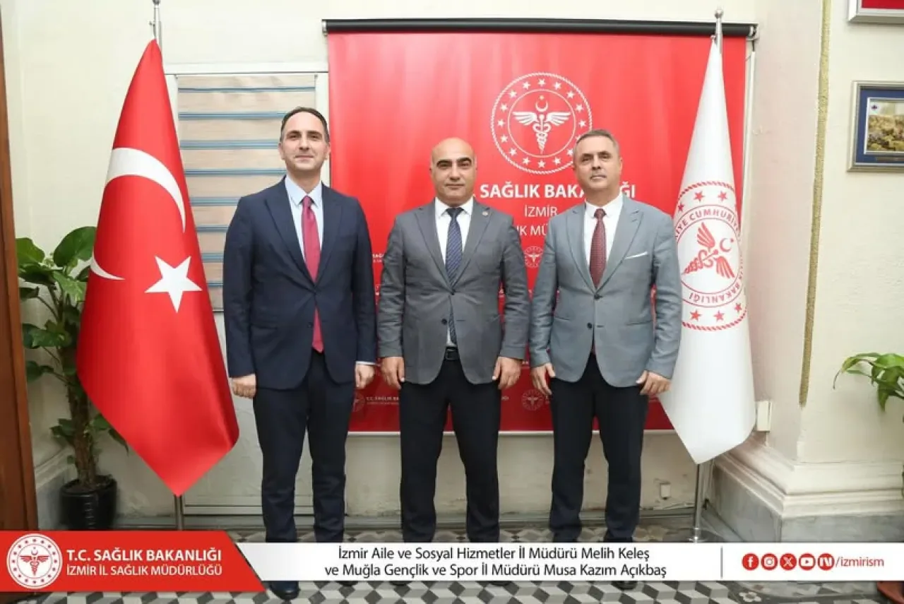 İzmir İl Sağlık Müdürü Doç. Dr. Ayhan Kul, İl Müdürlerini Ağırladı İzmir İl Sağlık Müdürü Doç. Dr. Ayhan Kul, İl Müdürlerini Ağırladı