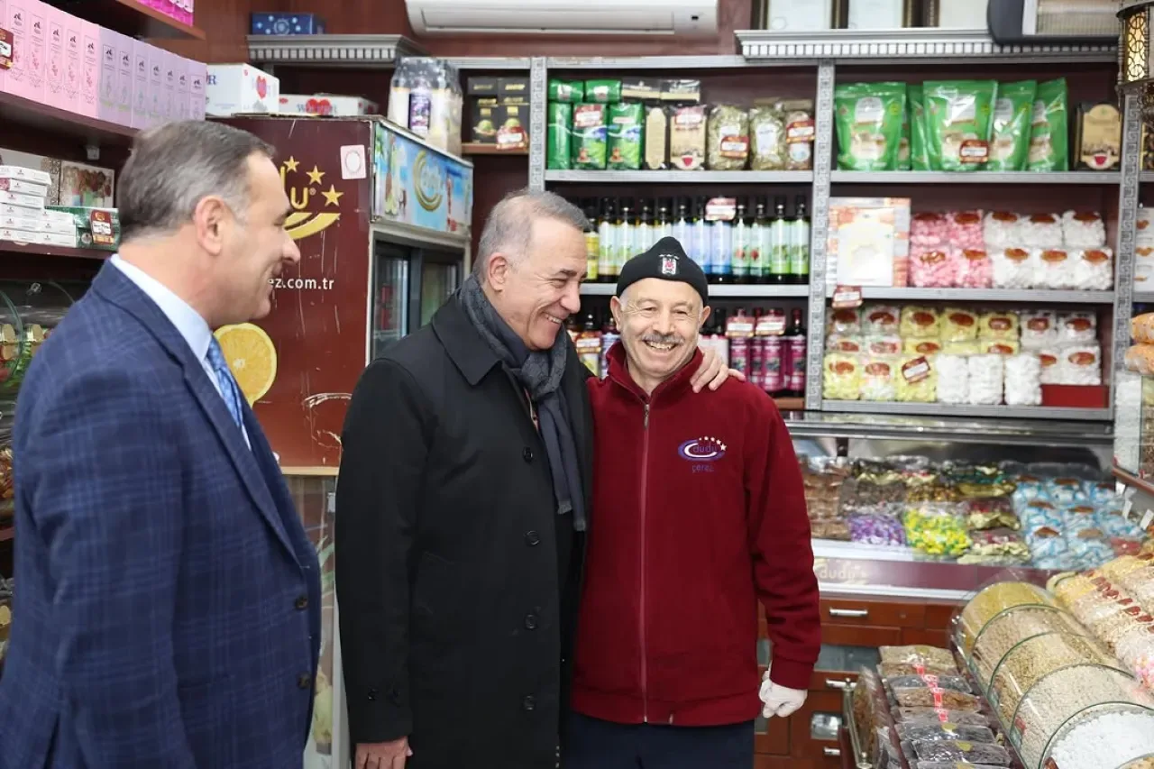 Sultangazi'de Belediye Başkanı Abdurrahman Dursun, Esnaflarla Bir Araya Geldi Sultangazi'de Belediye Başkanı Abdurrahman Dursun, Esnaflarla Bir Araya Geldi