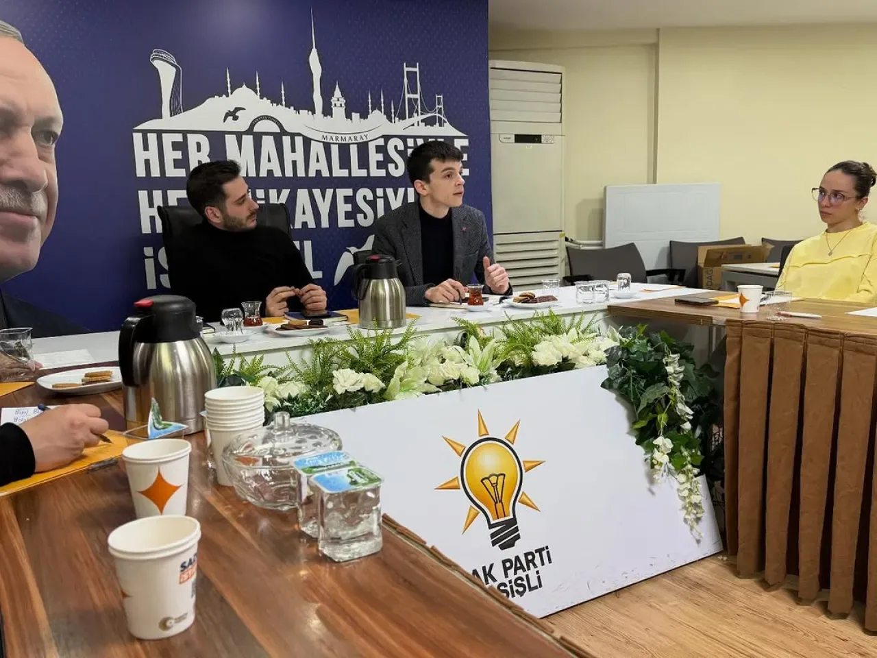 AK Parti Şişli Gençlik Kolları İlçe Yönetim Kurulu Toplantısı Yapıldı AK Parti Şişli Gençlik Kolları İlçe Yönetim Kurulu Toplantısı Yapıldı