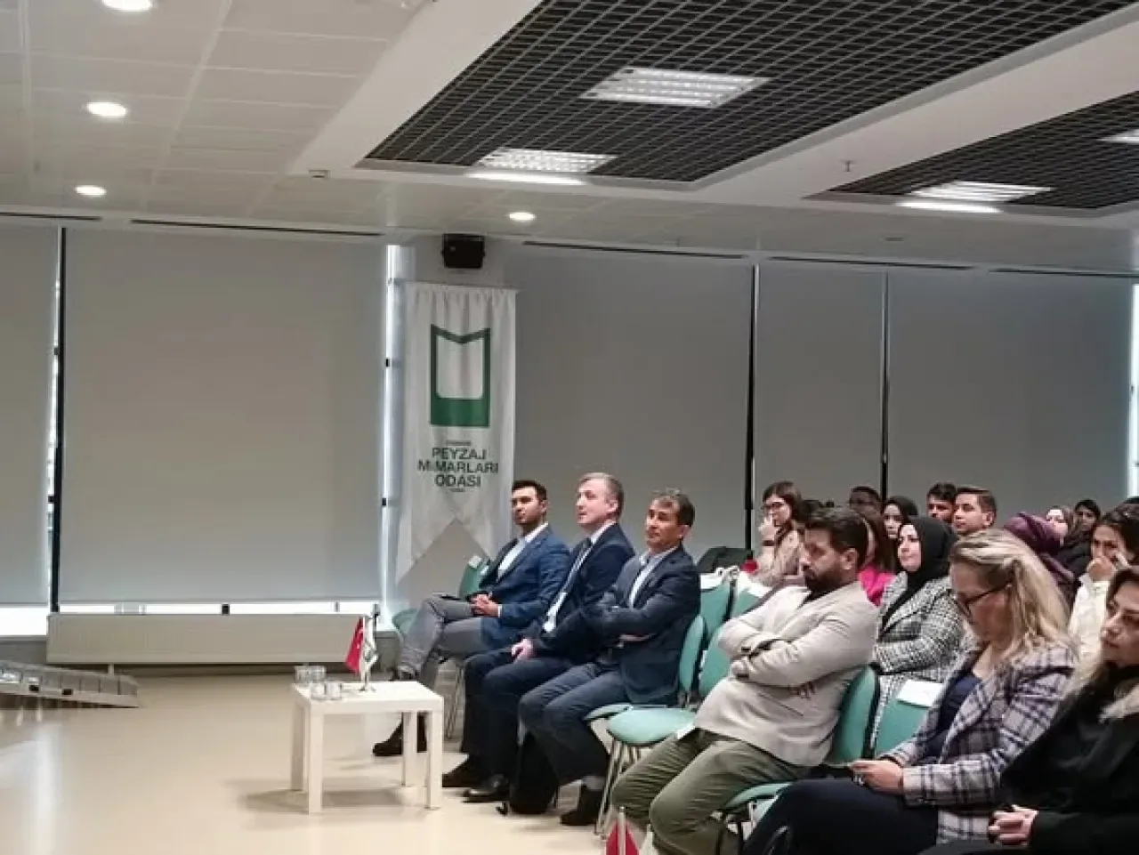 İYİ Parti, Bursa'da Kurakçıl Peyzaj ve Su Yönetimini Masaya Yatırdı İYİ Parti, Bursa'da Kurakçıl Peyzaj ve Su Yönetimini Masaya Yatırdı