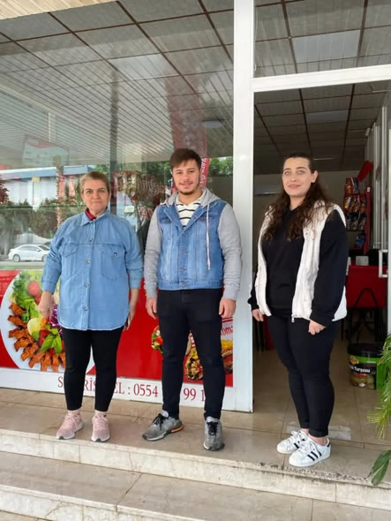 MHP Sarıçam İlçe Teşkilatı Esnaf Ziyaretleri ile Halkın Sorunlarını Dinliyor MHP Sarıçam İlçe Teşkilatı Esnaf Ziyaretleri ile Halkın Sorunlarını Dinliyor