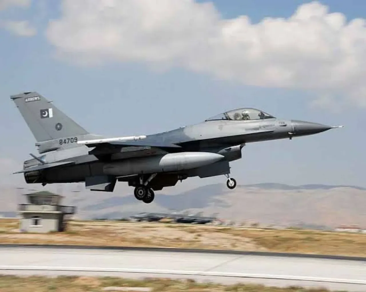 ABD, Pakistan'ın F-16 Filosu İçin 686 Milyon Dolarlık Lojistik Desteği Onayladı ABD, Pakistan'ın F-16 Filosu İçin 686 Milyon Dolarlık Lojistik Desteği Onayladı