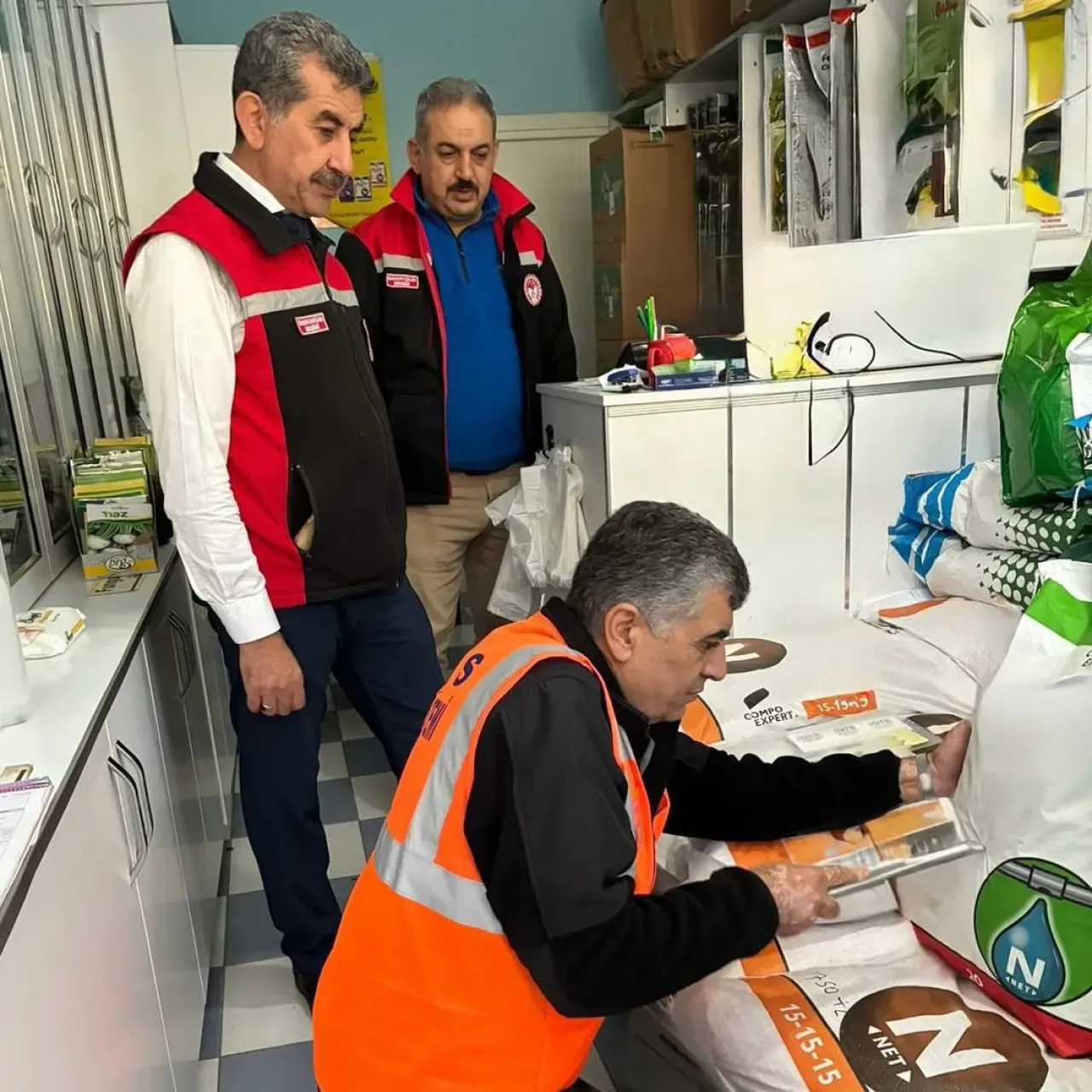 Bursa'da Gübrelere DNA Barkod Denetimi Bursa'da Gübrelere DNA Barkod Denetimi