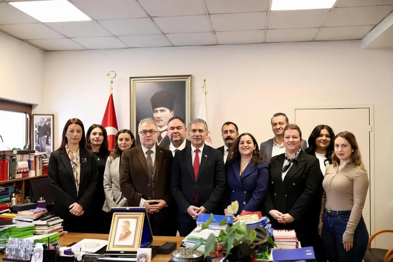 Gemlik Belediyesi ve Bursa Barosu'ndan Kadın ve Çocuklar İçin İş Birliği Protokolü Gemlik Belediyesi ve Bursa Barosu'ndan Kadın ve Çocuklar İçin İş Birliği Protokolü