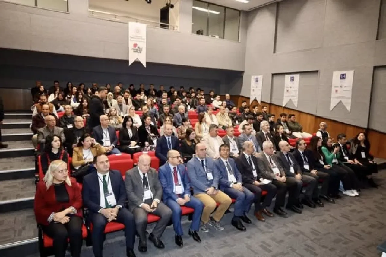 Adana'da Mesleki Eğitimin Geleceği Konuşuldu: EULEP Projesi Kapsamında Konferans Düzenlendi Adana'da Mesleki Eğitimin Geleceği Konuşuldu: EULEP Projesi Kapsamında Konferans Düzenlendi