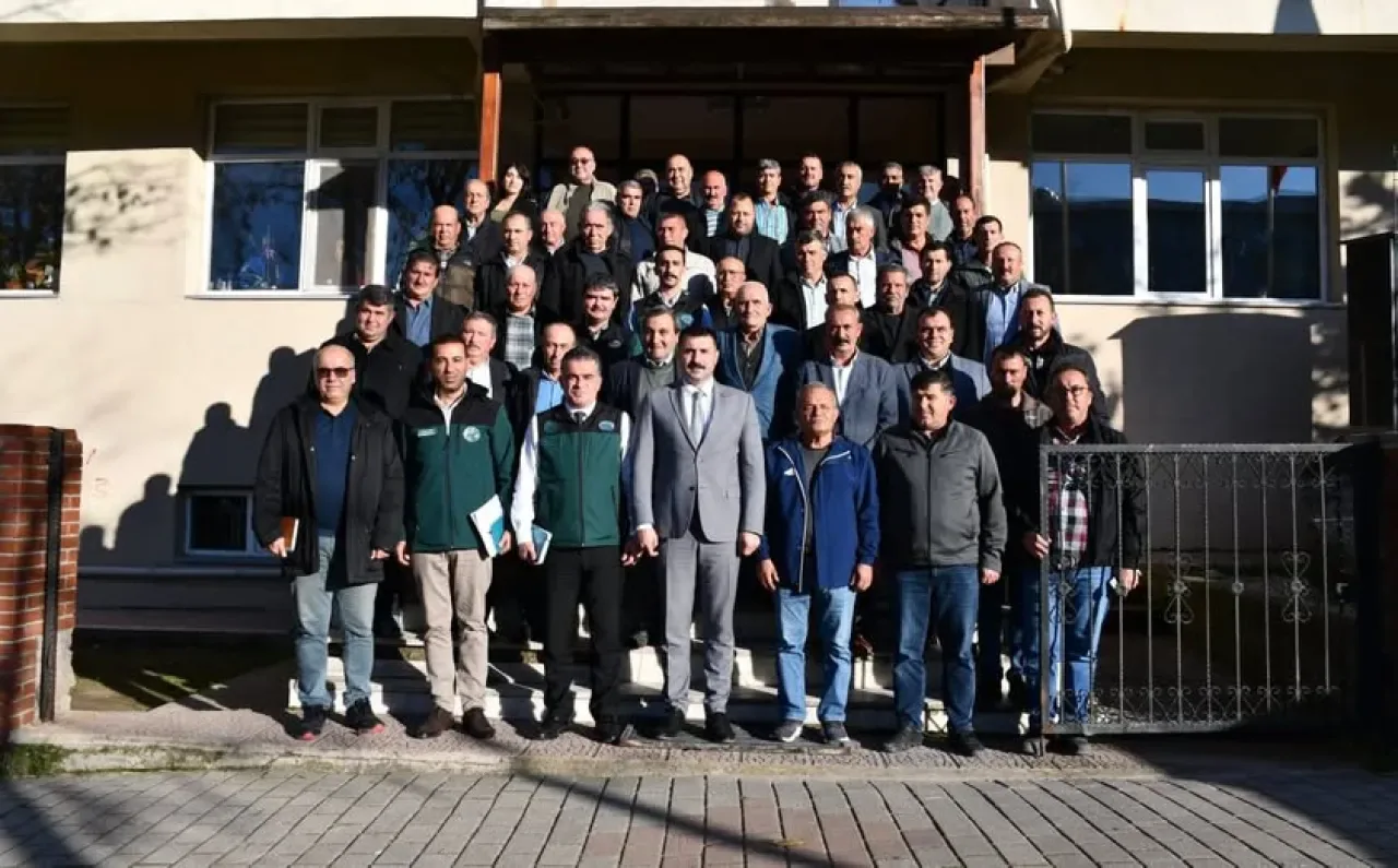 Ayvacık'ta Muhtarlar Toplantısı ile Yatırımlar Masaya Yatırıldı Ayvacık'ta Muhtarlar Toplantısı ile Yatırımlar Masaya Yatırıldı