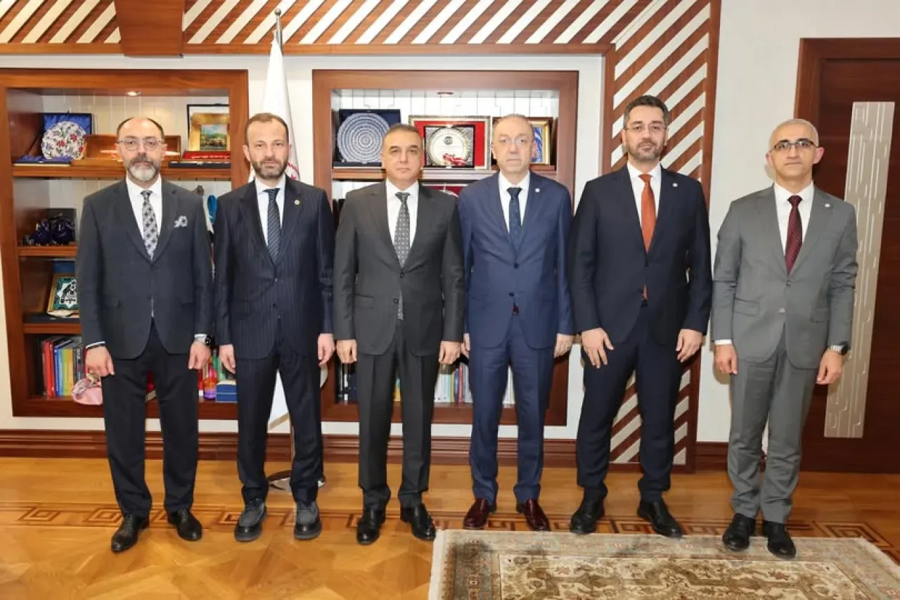 İlaç Alım Protokolü Görüşmelerinde Eczacılara Mali Destek Gündemi İlaç Alım Protokolü Görüşmelerinde Eczacılara Mali Destek Gündemi