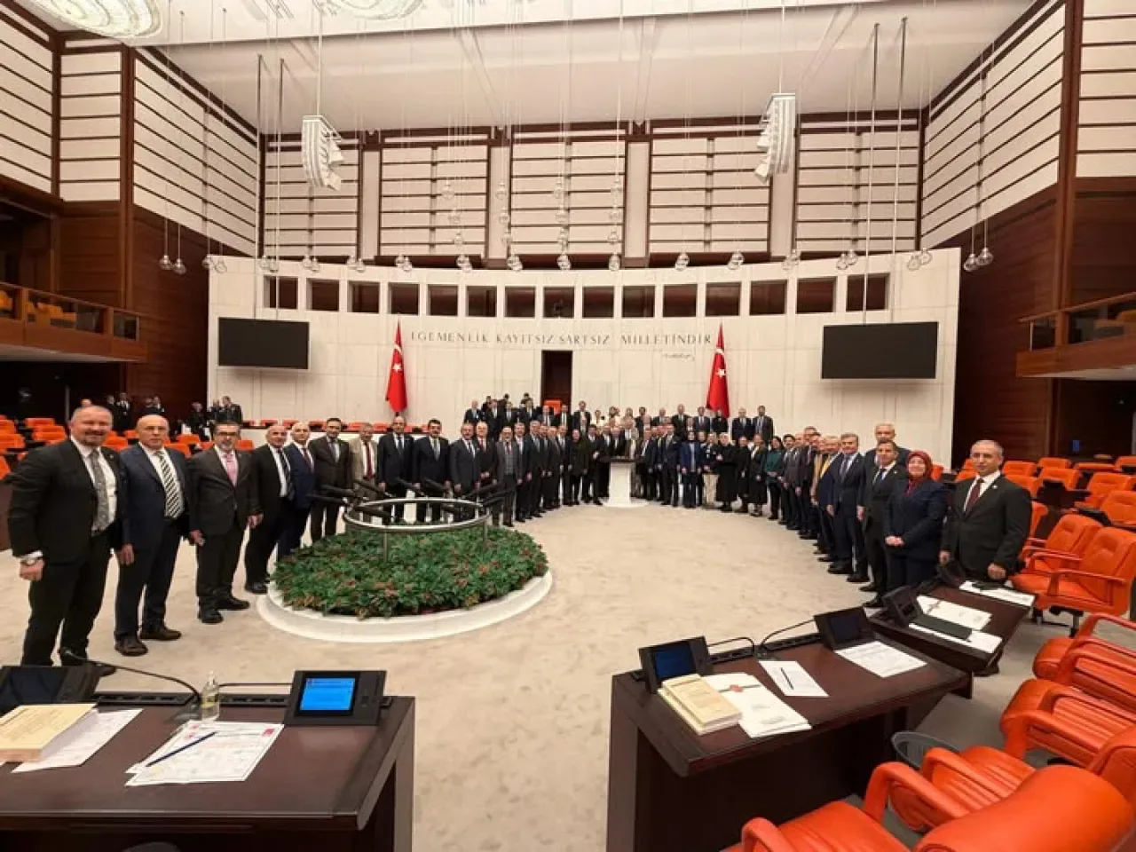 Bursa Milletvekili Gözükara Durmaz: Milli Savunma ve Teknoloji Bütçeleri Onaylandı Bursa Milletvekili Gözükara Durmaz: Milli Savunma ve Teknoloji Bütçeleri Onaylandı