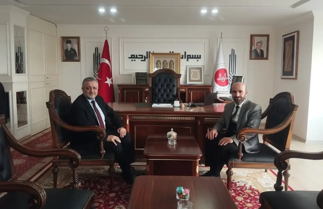 Fatih İlçe Müftüsü Büyükçekmece'deki Meslektaşını Ziyaret Etti Fatih İlçe Müftüsü Büyükçekmece'deki Meslektaşını Ziyaret Etti