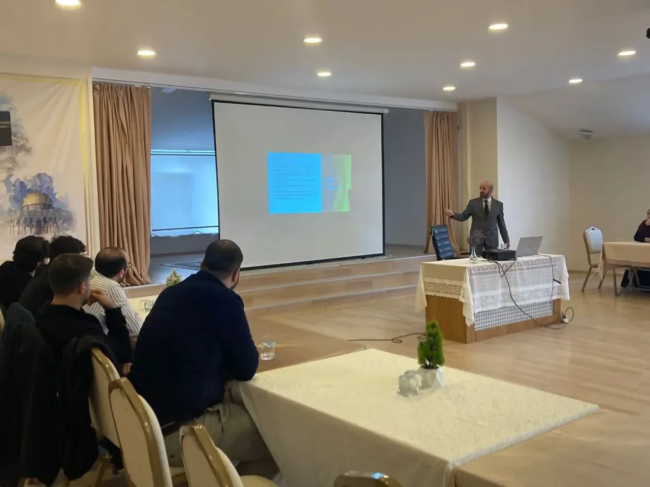 Büyükçekmece'de Geçici Öğreticilere Yönelik Eğitim Semineri Başladı Büyükçekmece'de Geçici Öğreticilere Yönelik Eğitim Semineri Başladı