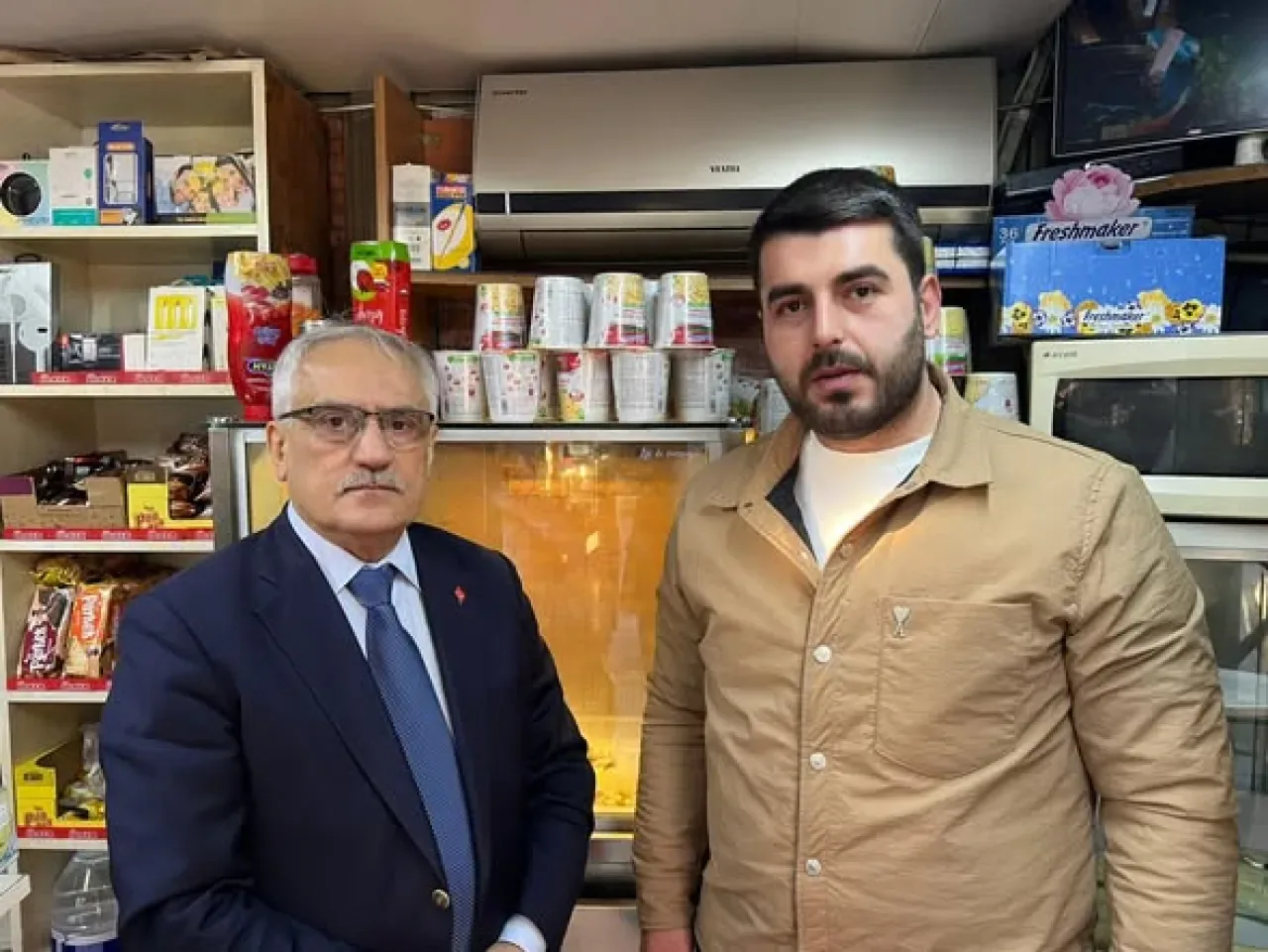İstanbul Bakkallar Odası, Esnafın Sorunlarını Yerinde Dinledi İstanbul Bakkallar Odası, Esnafın Sorunlarını Yerinde Dinledi