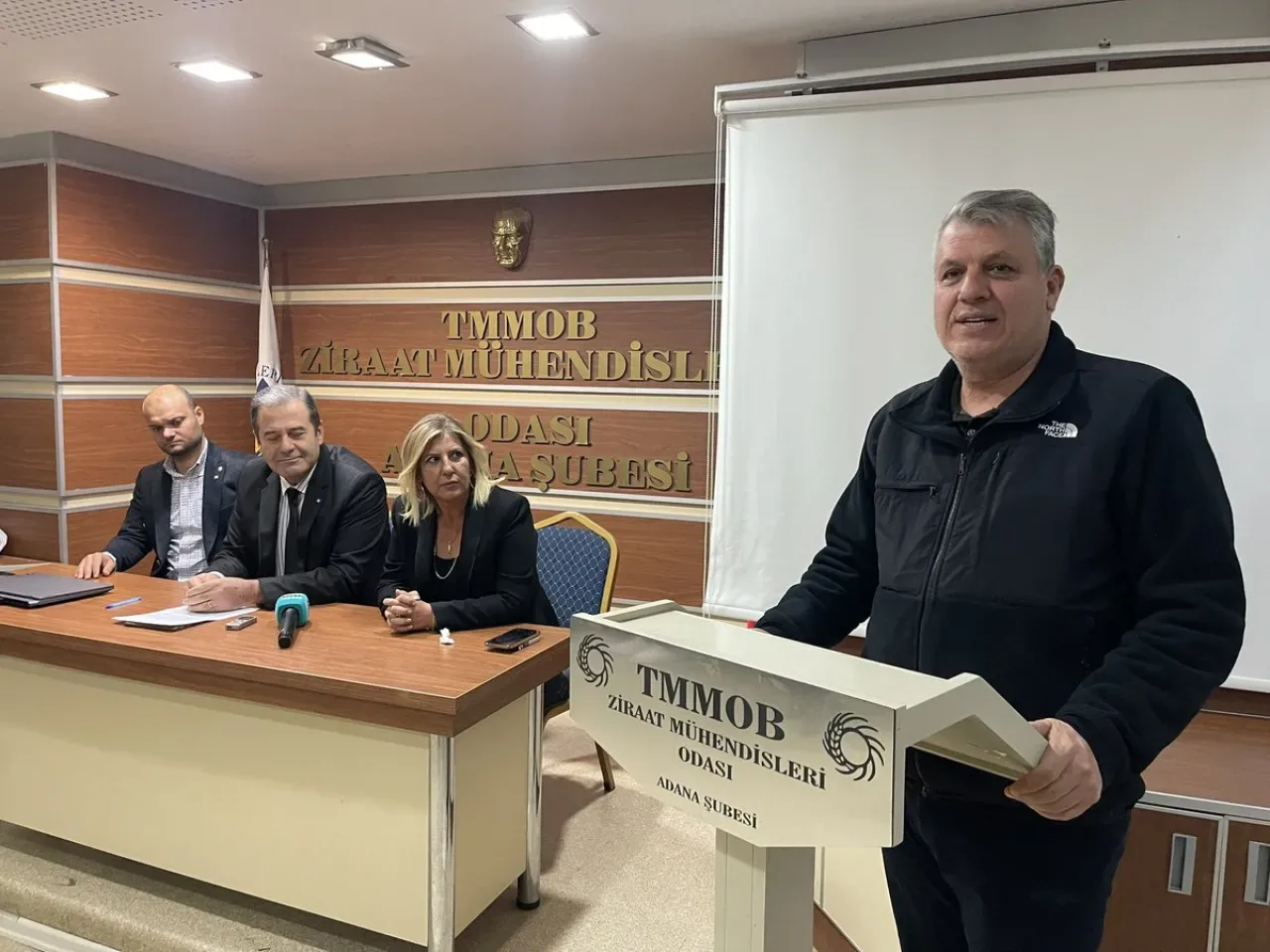 CHP'li Barut: Tarım Sektörü Can Çekişiyor, İktidar Çözüm Üretmiyor CHP'li Barut: Tarım Sektörü Can Çekişiyor, İktidar Çözüm Üretmiyor