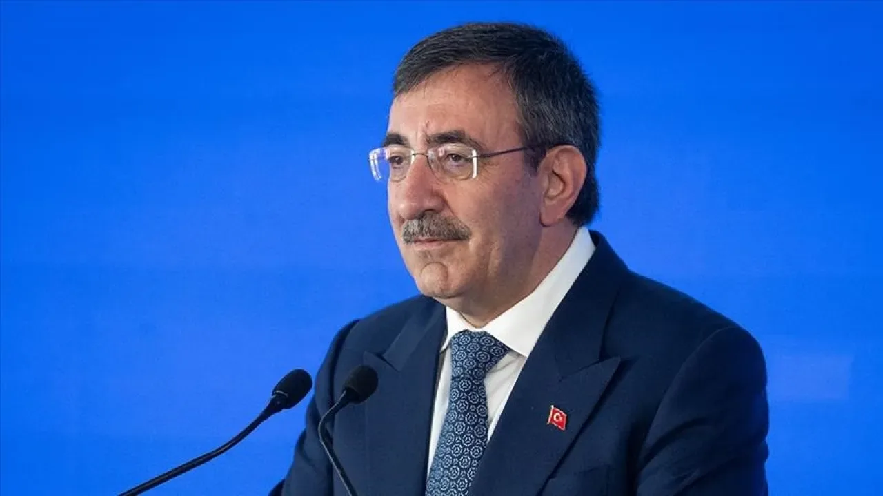 Dış Ticarette Rekabetçilik Vurgusu: Vatandaşın Refahı Hedefleniyor Dış Ticarette Rekabetçilik Vurgusu: Vatandaşın Refahı Hedefleniyor