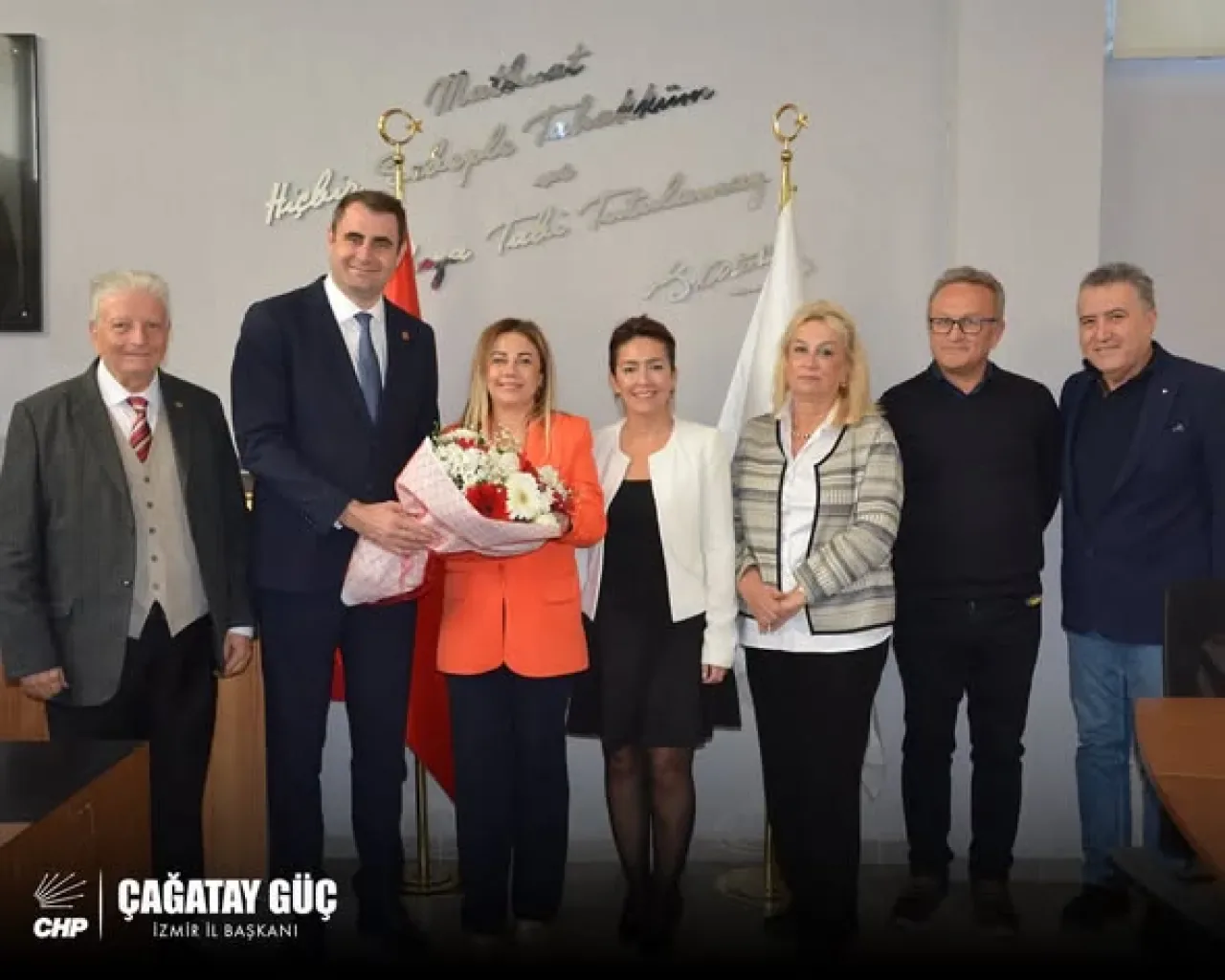CHP İzmir İl Başkanı Güç, Gazeteciler Cemiyeti'ni Ziyaret Etti CHP İzmir İl Başkanı Güç, Gazeteciler Cemiyeti'ni Ziyaret Etti