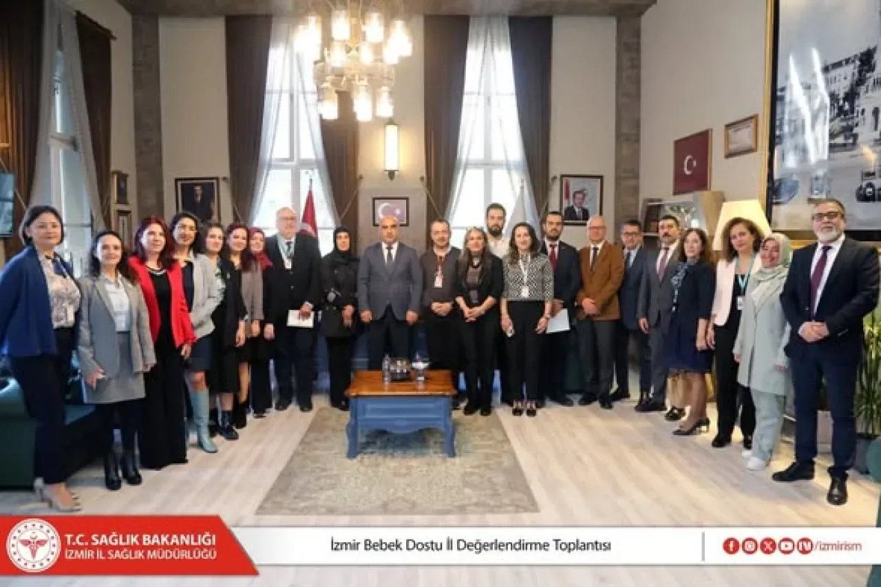 İzmir, Altın Bebek Dostu İl Unvanını Yeniden Değerlendirdi İzmir, Altın Bebek Dostu İl Unvanını Yeniden Değerlendirdi