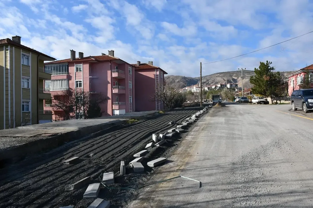 Kalecik Belediyesi Çanşa Kale Mahallesi'nde Altyapı Çalışmalarını Sürdürüyor Kalecik Belediyesi Çanşa Kale Mahallesi'nde Altyapı Çalışmalarını Sürdürüyor