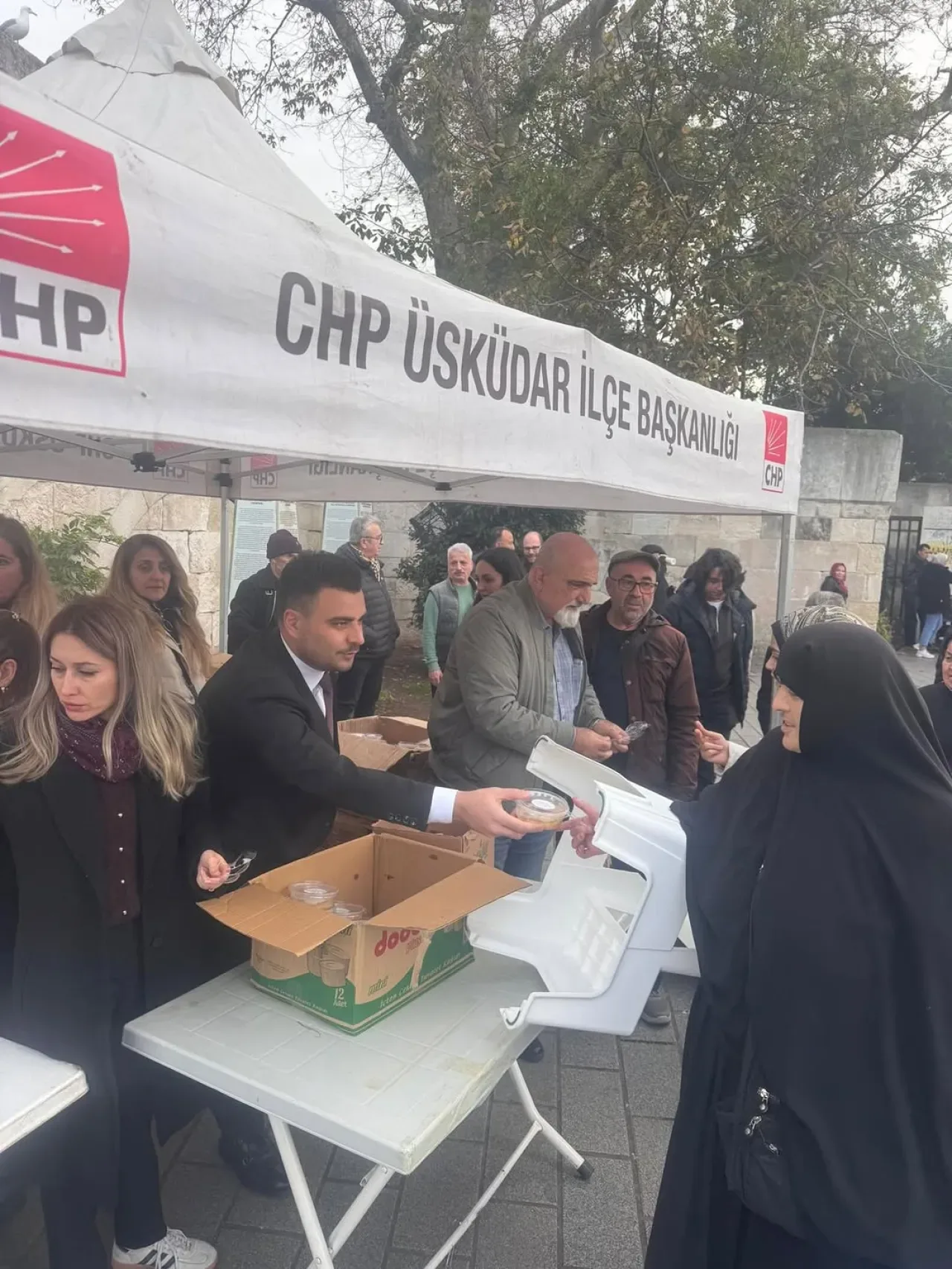 CHP Üsküdar'da Eski Başkan Mustafa Çetinkaya Anıldı CHP Üsküdar'da Eski Başkan Mustafa Çetinkaya Anıldı