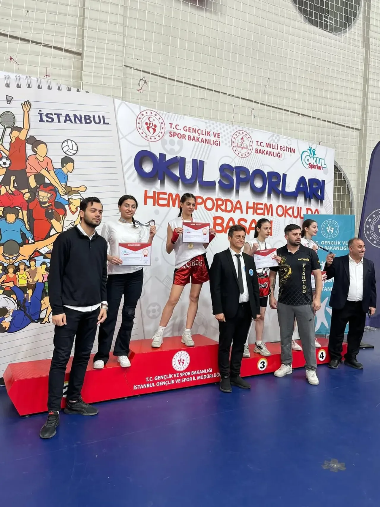 Bahçelievler Belediyespor, Kickboksta İstanbul Şampiyonası'ndan 5 Madalyayla Döndü Bahçelievler Belediyespor, Kickboksta İstanbul Şampiyonası'ndan 5 Madalyayla Döndü