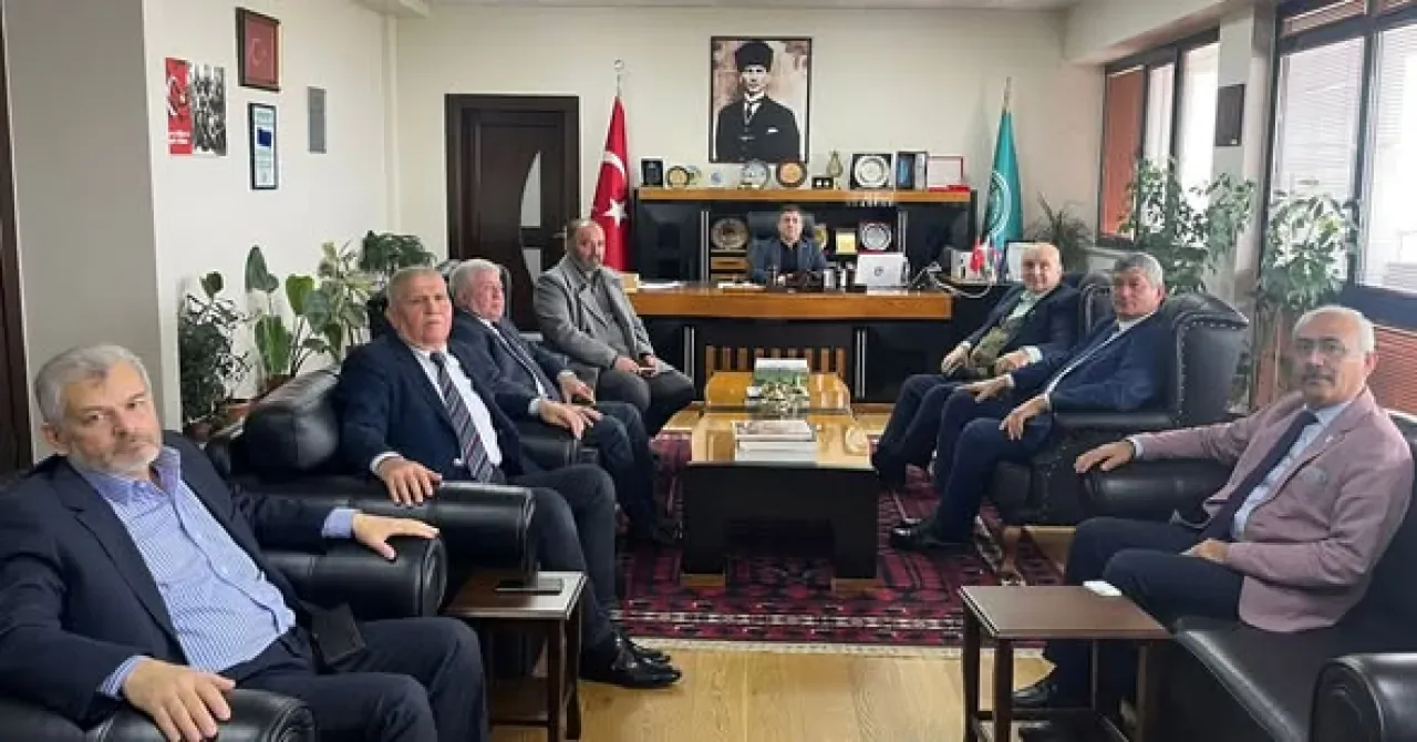 Balıkesir Üniversitesi'nde STK'larla İş Birliği Görüşmeleri Balıkesir Üniversitesi'nde STK'larla İş Birliği Görüşmeleri