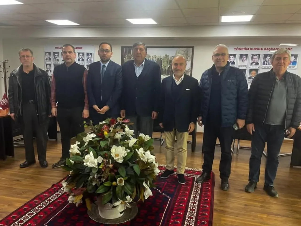 FAO ve TKDK Yetkililerinden Balıkesir Ticaret Borsası'na Ziyaret FAO ve TKDK Yetkililerinden Balıkesir Ticaret Borsası'na Ziyaret