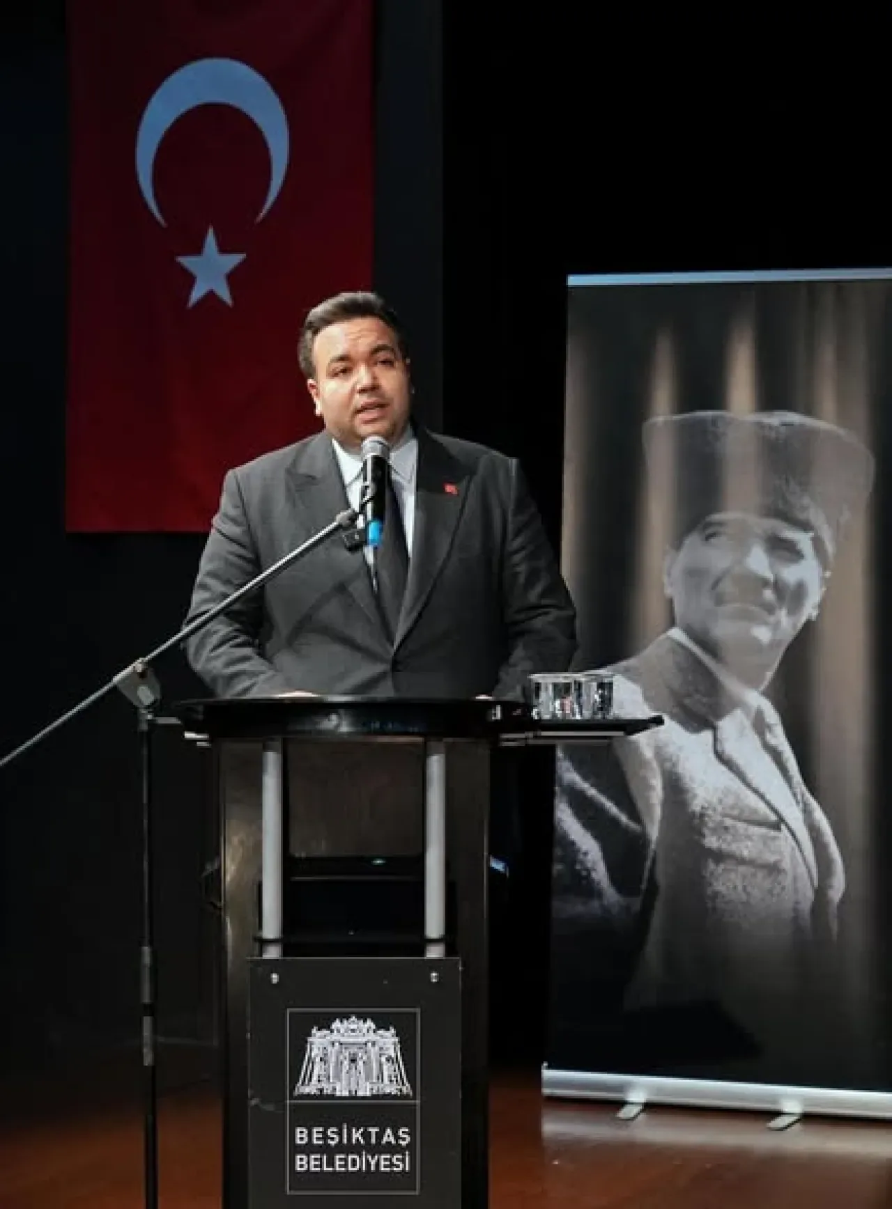 Beşiktaş'ta İnovasyon ve Girişimcilik Zirvesi Düzenlendi Beşiktaş'ta İnovasyon ve Girişimcilik Zirvesi Düzenlendi