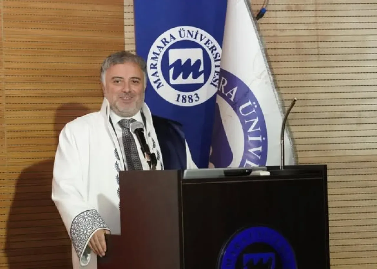 Marmara Üniversitesi Hemşirelik Öğrencileri Beyaz Önlük Giydi Marmara Üniversitesi Hemşirelik Öğrencileri Beyaz Önlük Giydi