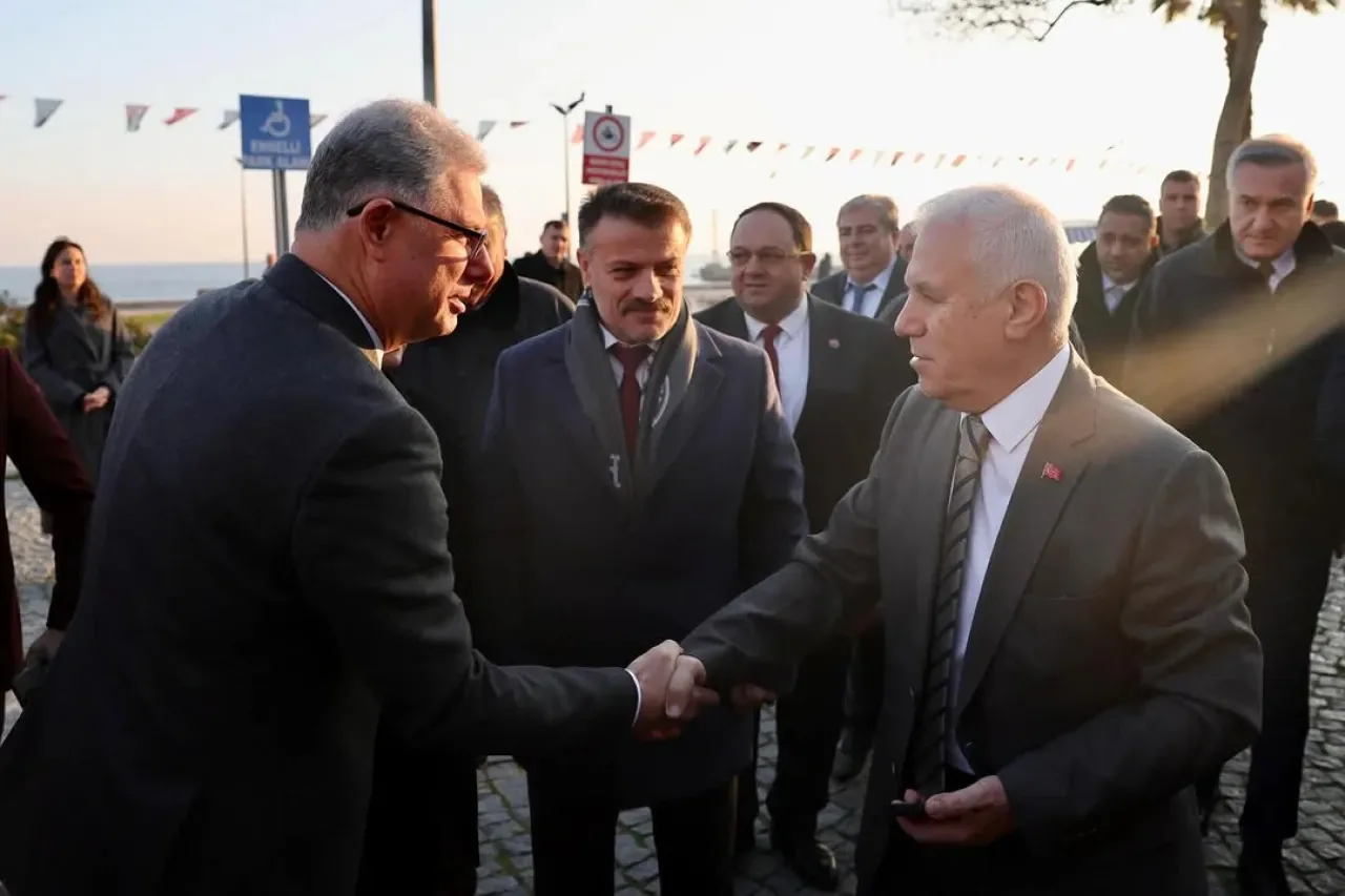 Mudanya'da Yerel Yönetim İş Birliği Toplantısı Gerçekleştirildi Mudanya'da Yerel Yönetim İş Birliği Toplantısı Gerçekleştirildi