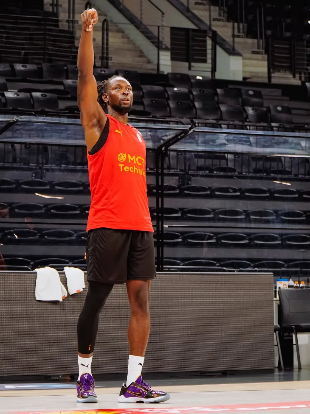 Galatasaray Basketbol Takımı Yeni Sezona Antrenmanlarla Başladı Galatasaray Basketbol Takımı Yeni Sezona Antrenmanlarla Başladı