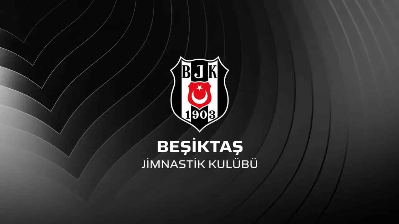 Beşiktaş, Taylan Bulut'un Babası İddialarına Yanıt Verdi: 'Haber Asılsızdır' Beşiktaş, Taylan Bulut'un Babası İddialarına Yanıt Verdi: 'Haber Asılsızdır'