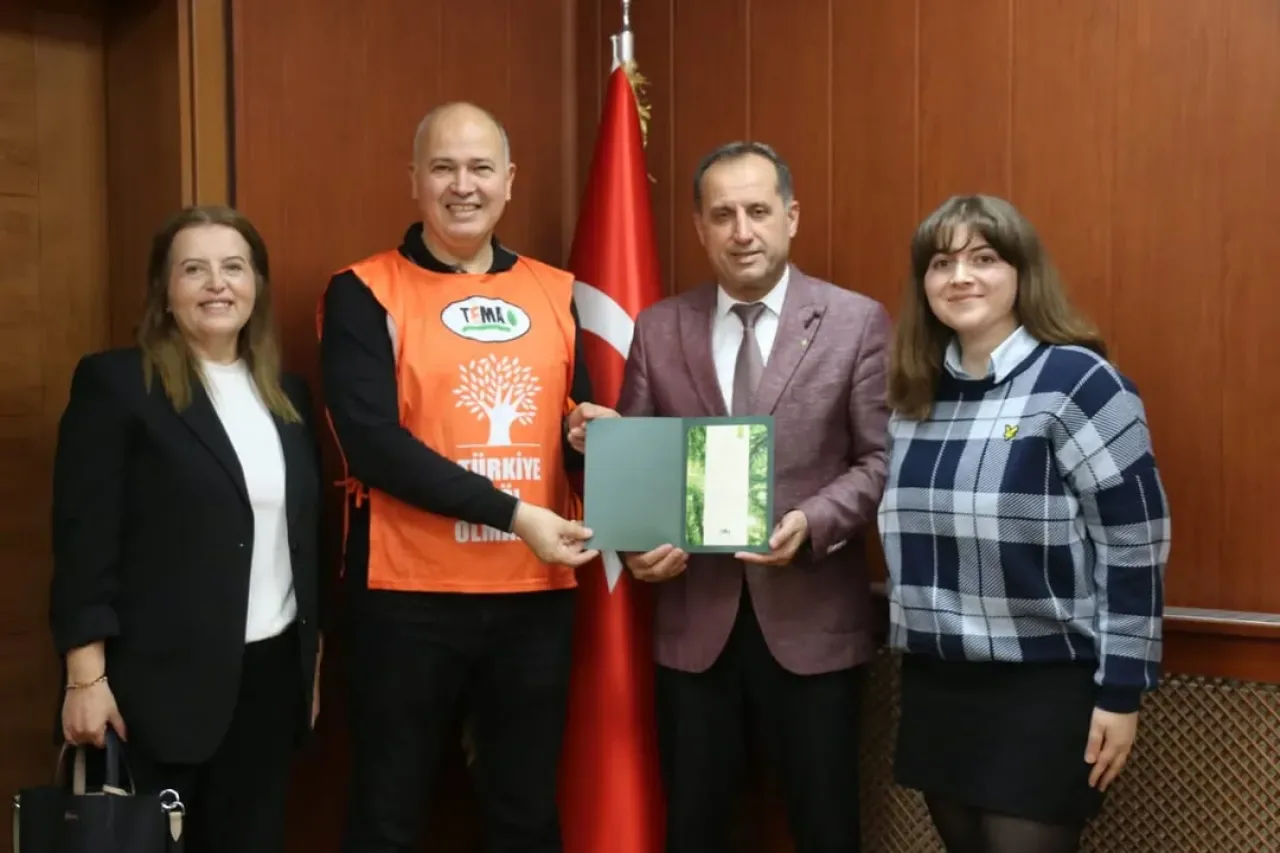 TEMA Vakfı ile Tuzla İlçe Milli Eğitim Müdürlüğü Arasında Eğitim ve Çevre İş Birliği TEMA Vakfı ile Tuzla İlçe Milli Eğitim Müdürlüğü Arasında Eğitim ve Çevre İş Birliği