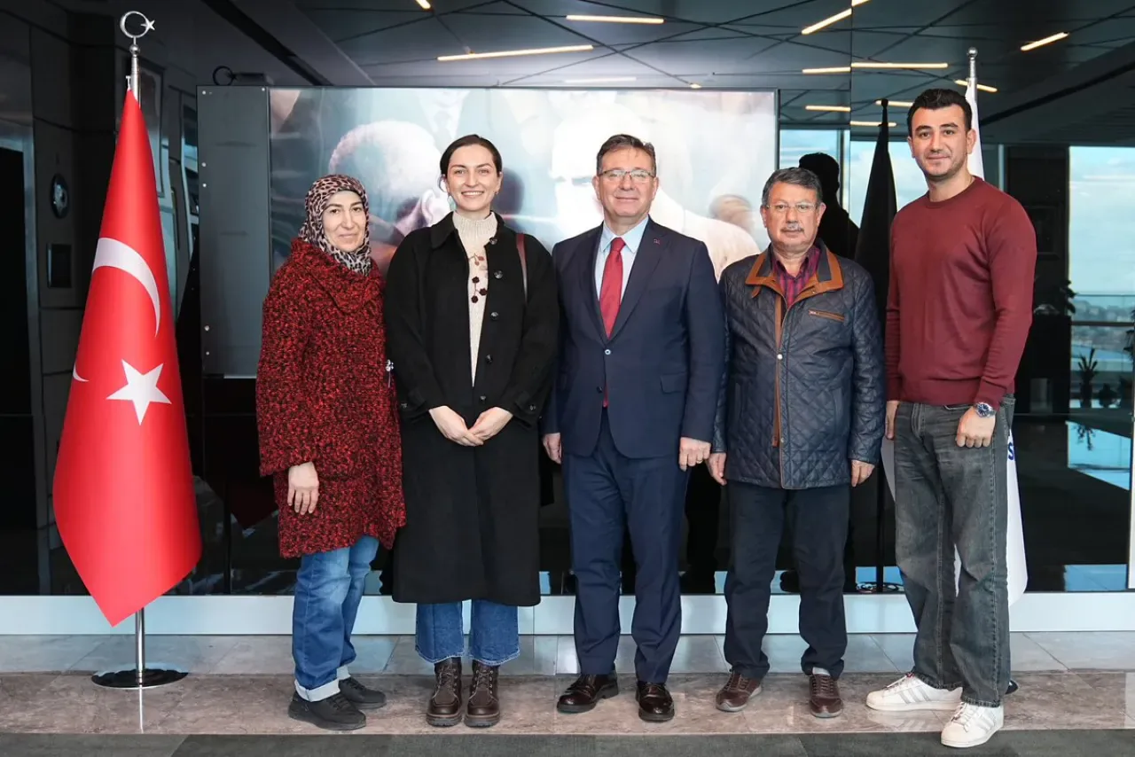 Sarıyer Belediyesi'nde Köy Dernekleri ve Bakanlık Temsilcilerinden Anlamlı Ziyaret Sarıyer Belediyesi'nde Köy Dernekleri ve Bakanlık Temsilcilerinden Anlamlı Ziyaret