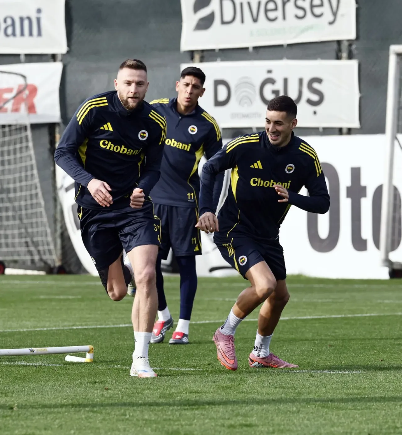 Fenerbahçe, Brann Maçı Öncesi Hazırlıklarını Tamamladı Fenerbahçe, Brann Maçı Öncesi Hazırlıklarını Tamamladı