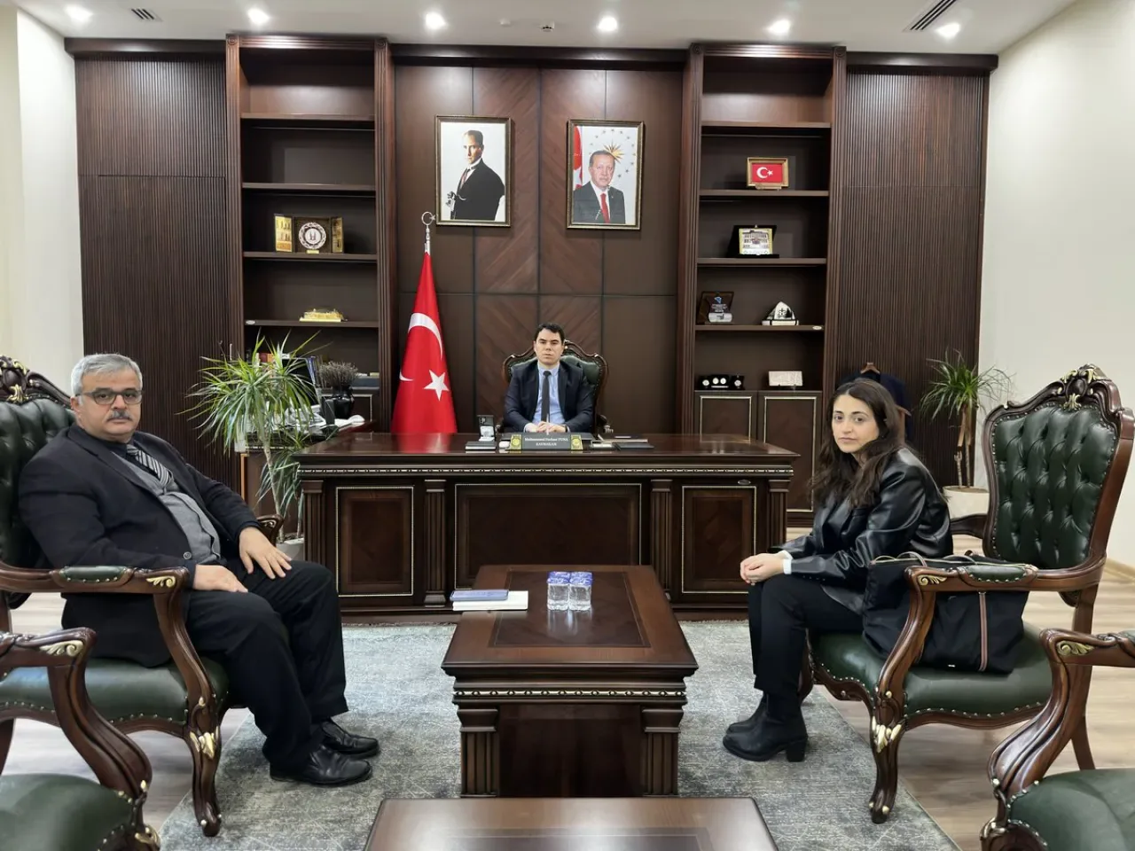 Orhaneli Kaymakamlığı'nda Sosyal Hizmetler Ziyareti Gerçekleşti Orhaneli Kaymakamlığı'nda Sosyal Hizmetler Ziyareti Gerçekleşti