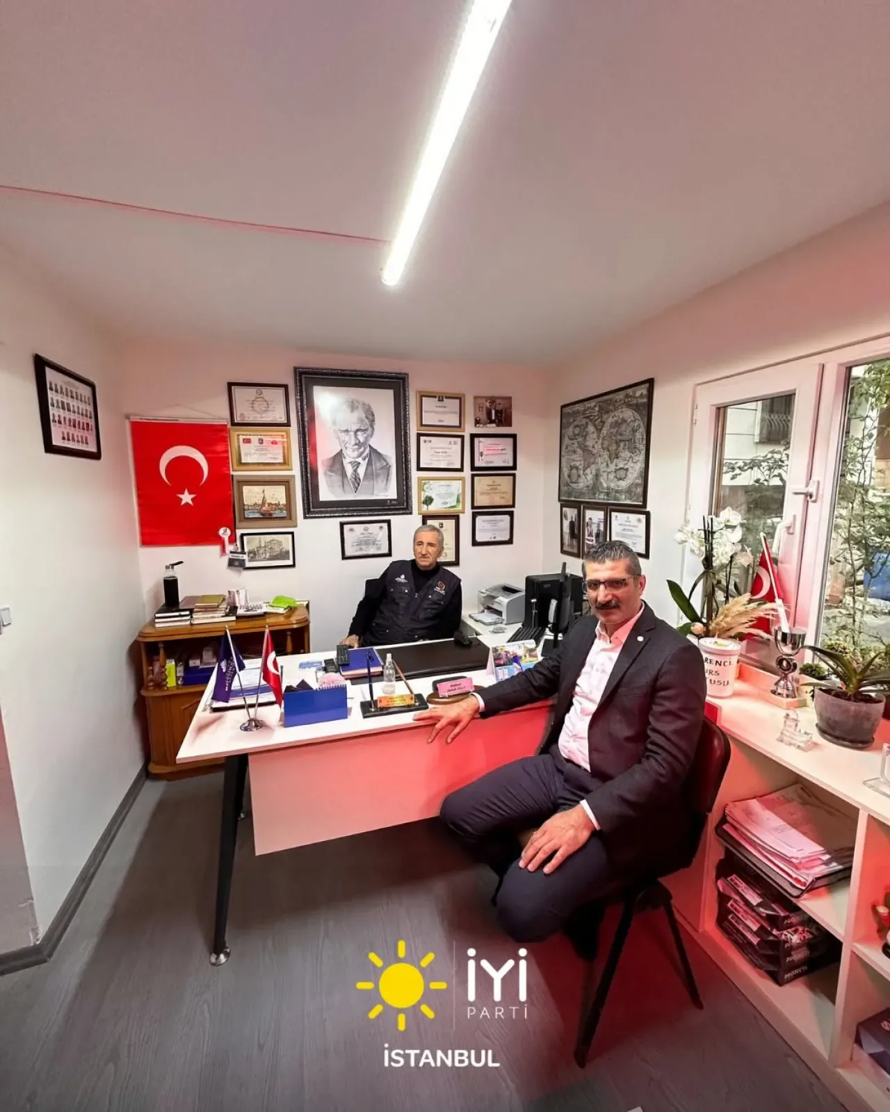 İYİ Parti İstanbul İl Başkanı Yücel Coşkun, Üsküdar'da Mahalle Ziyareti Gerçekleştirdi İYİ Parti İstanbul İl Başkanı Yücel Coşkun, Üsküdar'da Mahalle Ziyareti Gerçekleştirdi