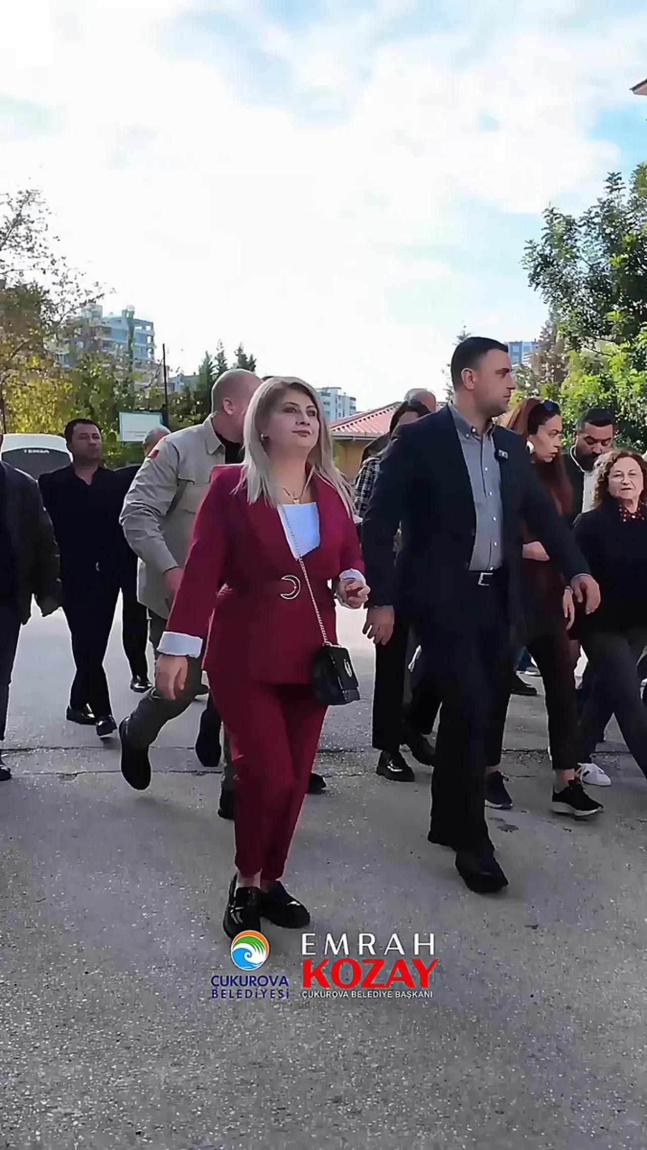 Çukurova Belediye Başkanı Emrah Kozay, Halkla İş Birliği İle Çalışmalarını Sürdürüyor Çukurova Belediye Başkanı Emrah Kozay, Halkla İş Birliği İle Çalışmalarını Sürdürüyor