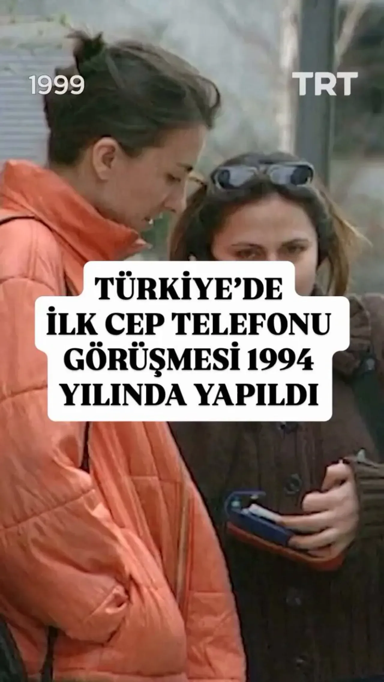 Türkiye'nin İlk Cep Telefonu Görüşmesi 1994 Yılında Gerçekleşti Türkiye'nin İlk Cep Telefonu Görüşmesi 1994 Yılında Gerçekleşti