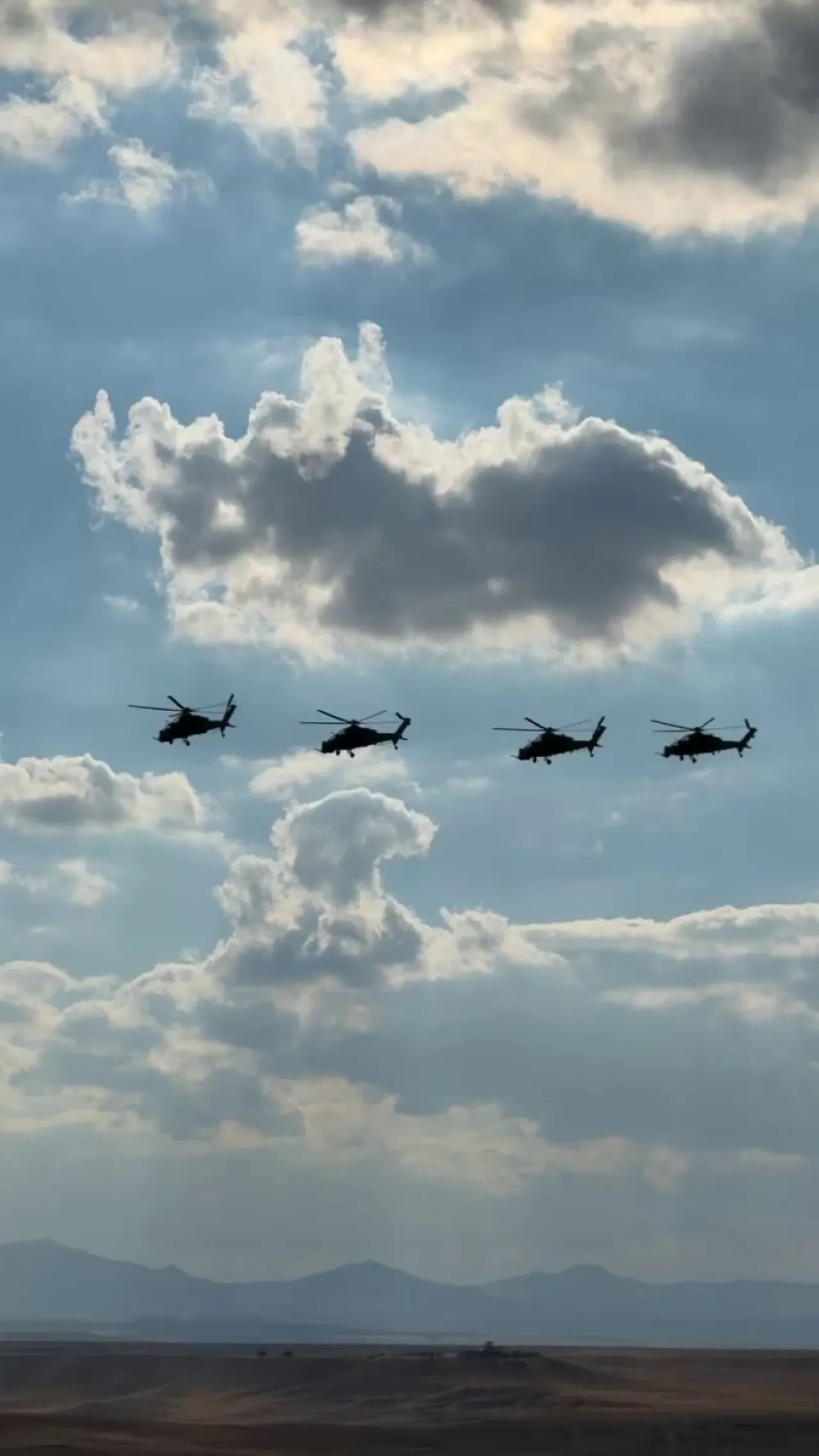 Yunan Kullanıcıdan Türk Ordusu'nun Yerli Üretim ATAK Helikopterlerine Gönderme Yunan Kullanıcıdan Türk Ordusu'nun Yerli Üretim ATAK Helikopterlerine Gönderme