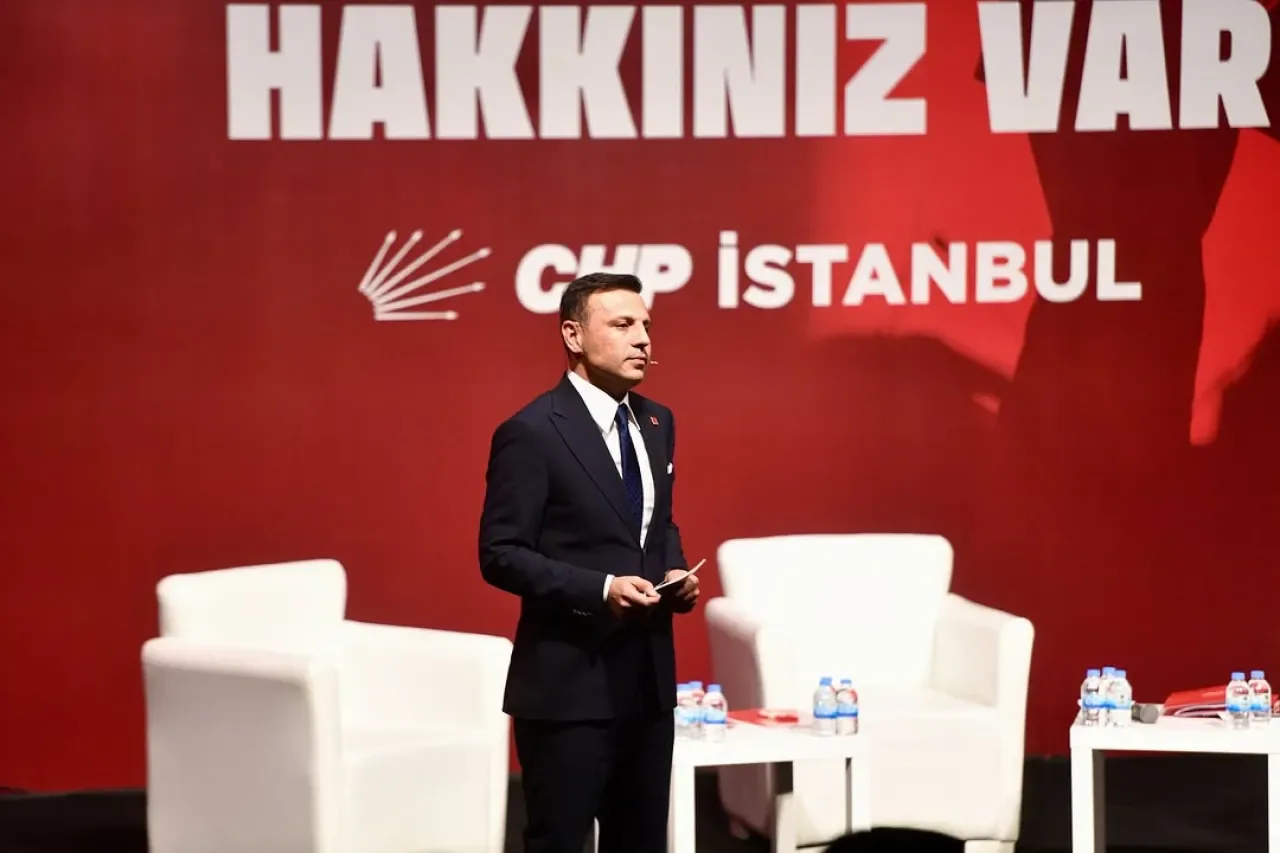 Üsküdar Belediye Başkanı Sinem Dedetaş'tan Demokrasi ve Adalet Vurgusu Üsküdar Belediye Başkanı Sinem Dedetaş'tan Demokrasi ve Adalet Vurgusu