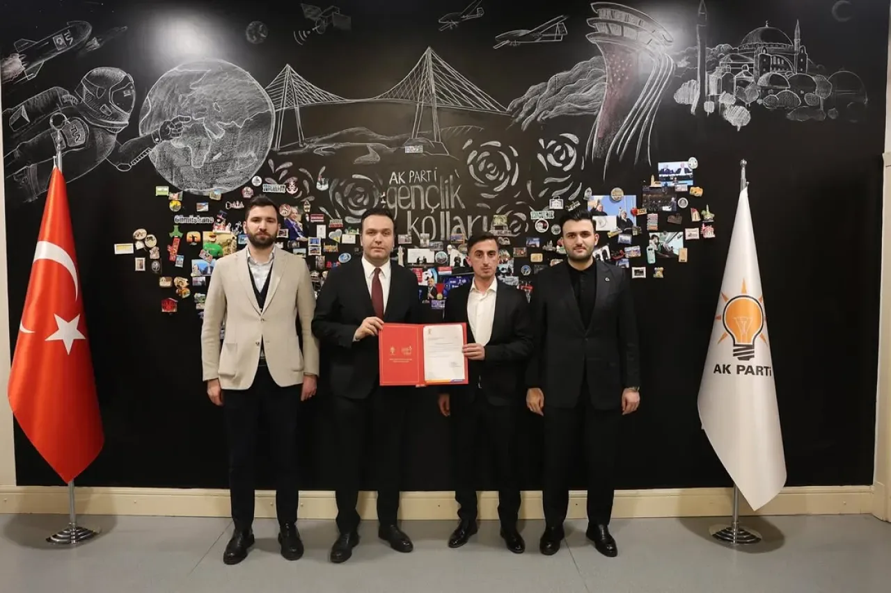 Yusuf İslam Silkin, AK Parti Ataşehir İlçe Gençlik Kolları Başkanlığına Atandı Yusuf İslam Silkin, AK Parti Ataşehir İlçe Gençlik Kolları Başkanlığına Atandı